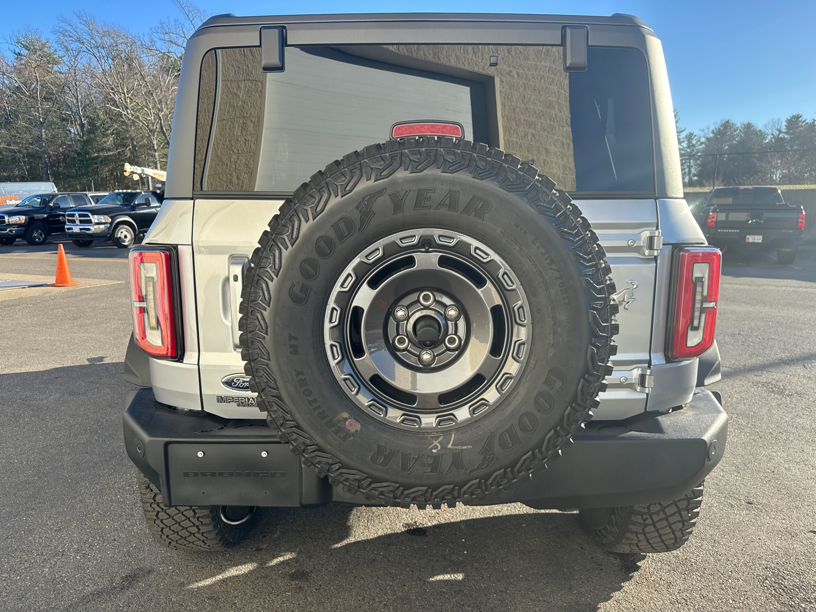 2024 Ford Bronco Outer Banks 9