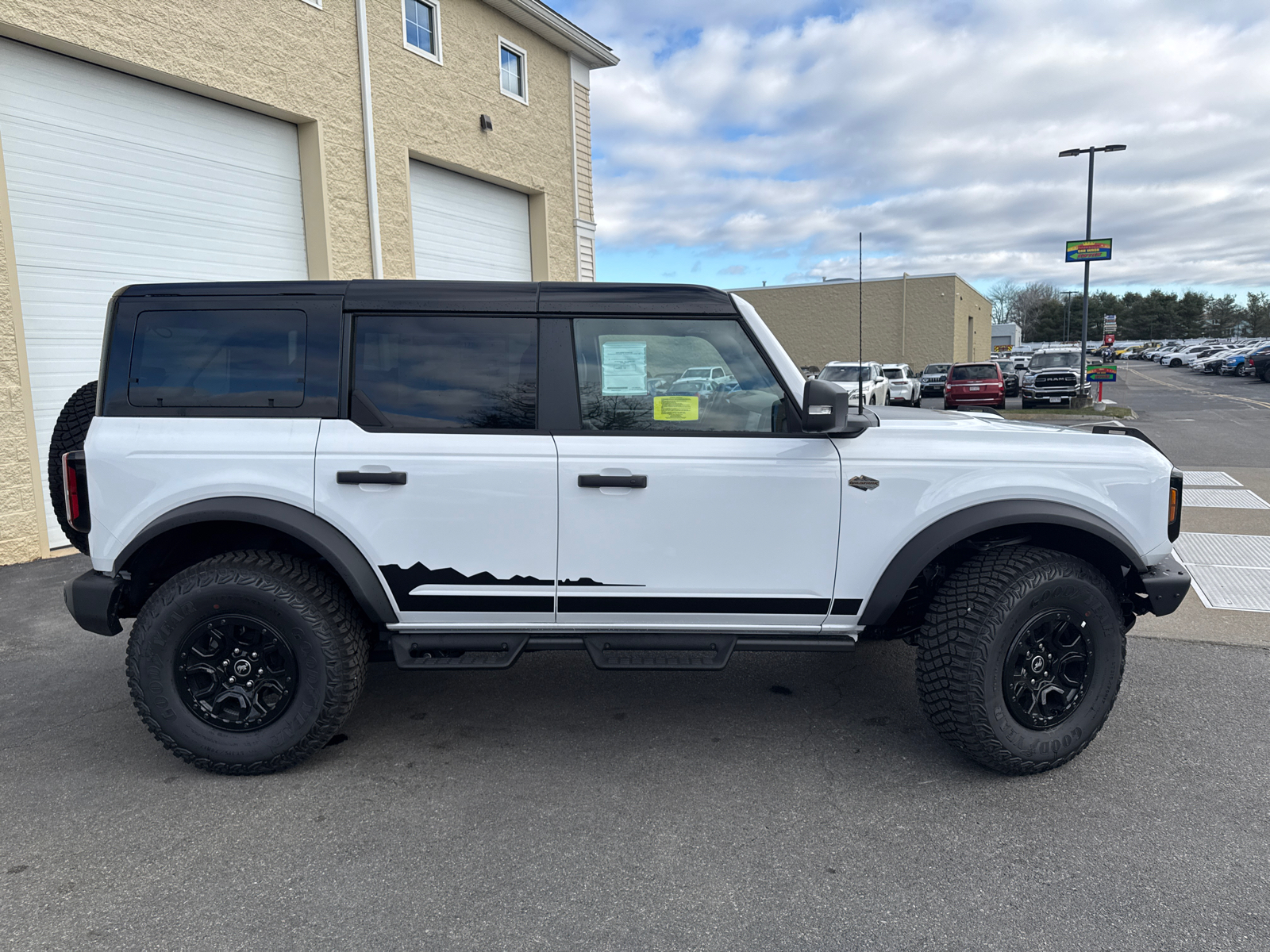 2024 Ford Bronco Wildtrak 11