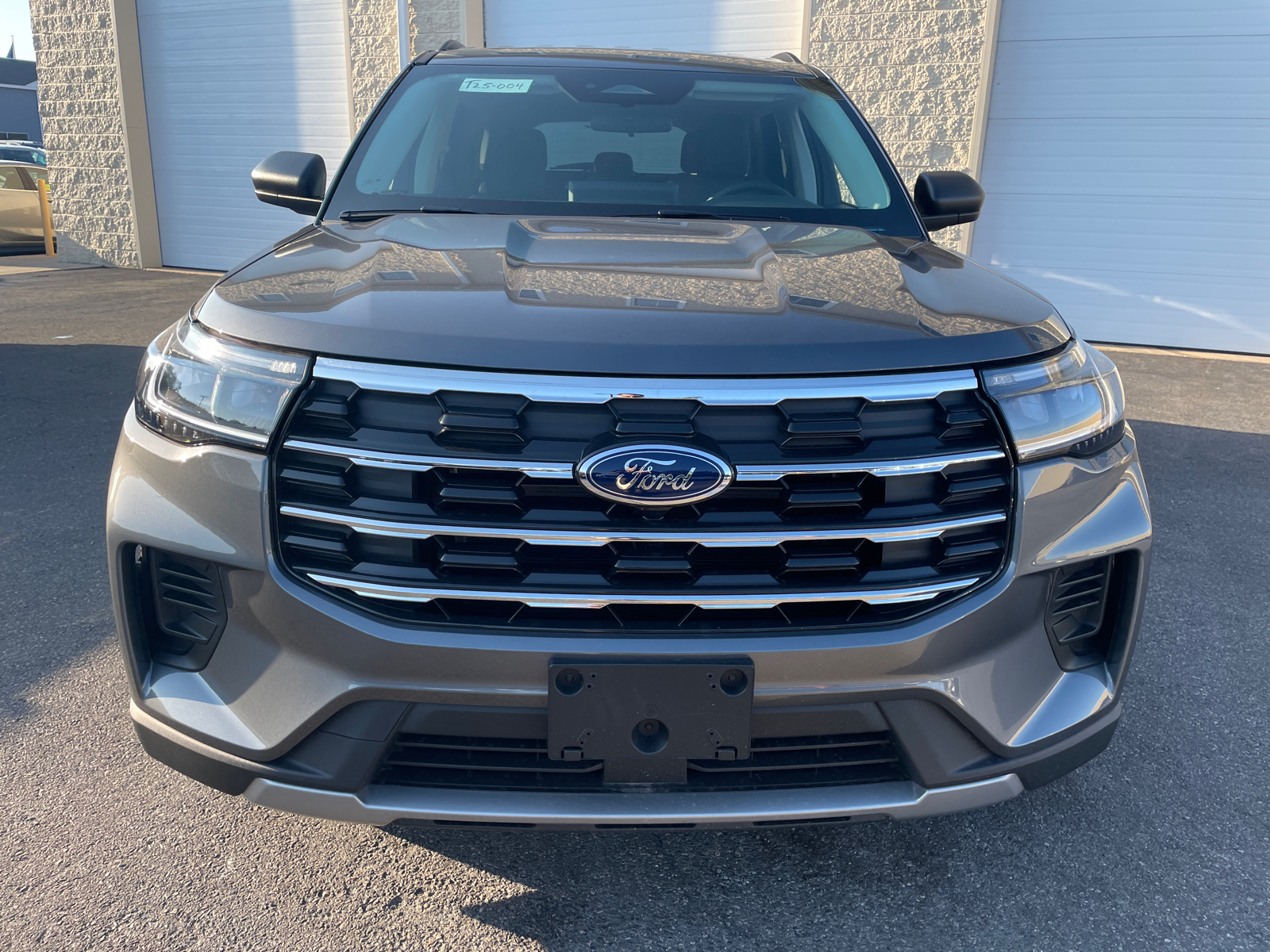 2025 Ford Explorer Active 3