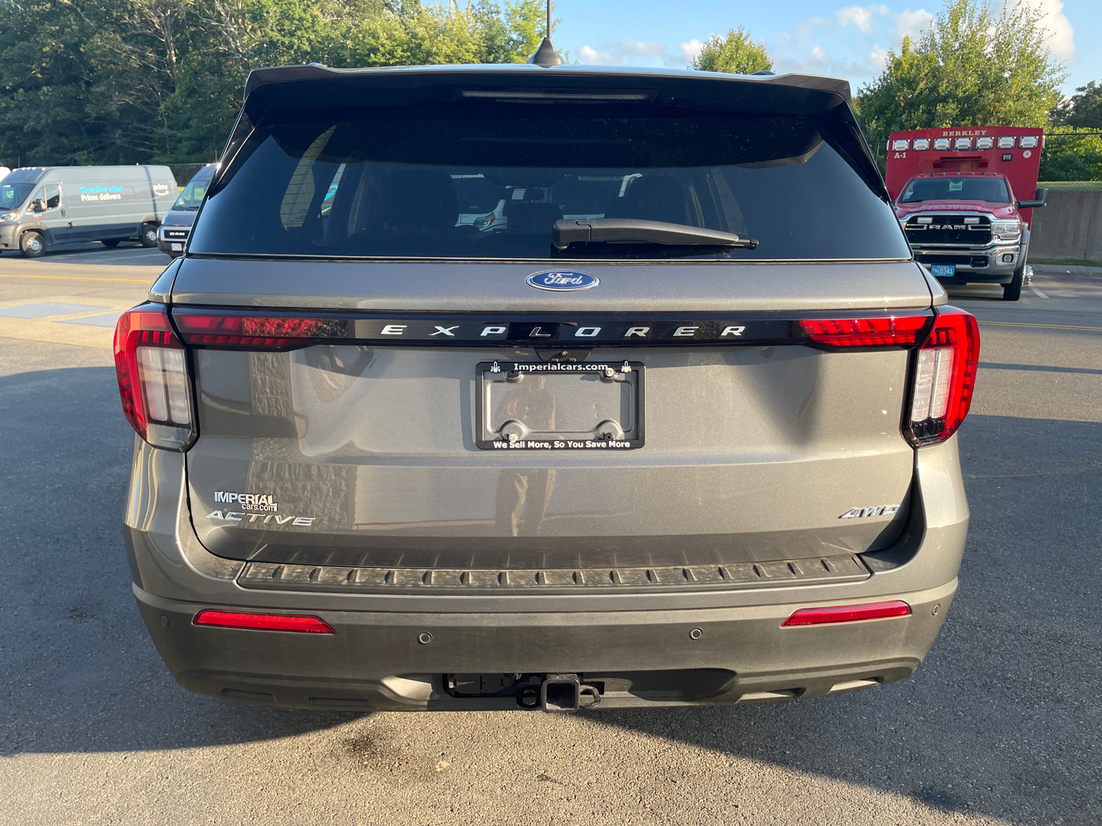 2025 Ford Explorer Active 10