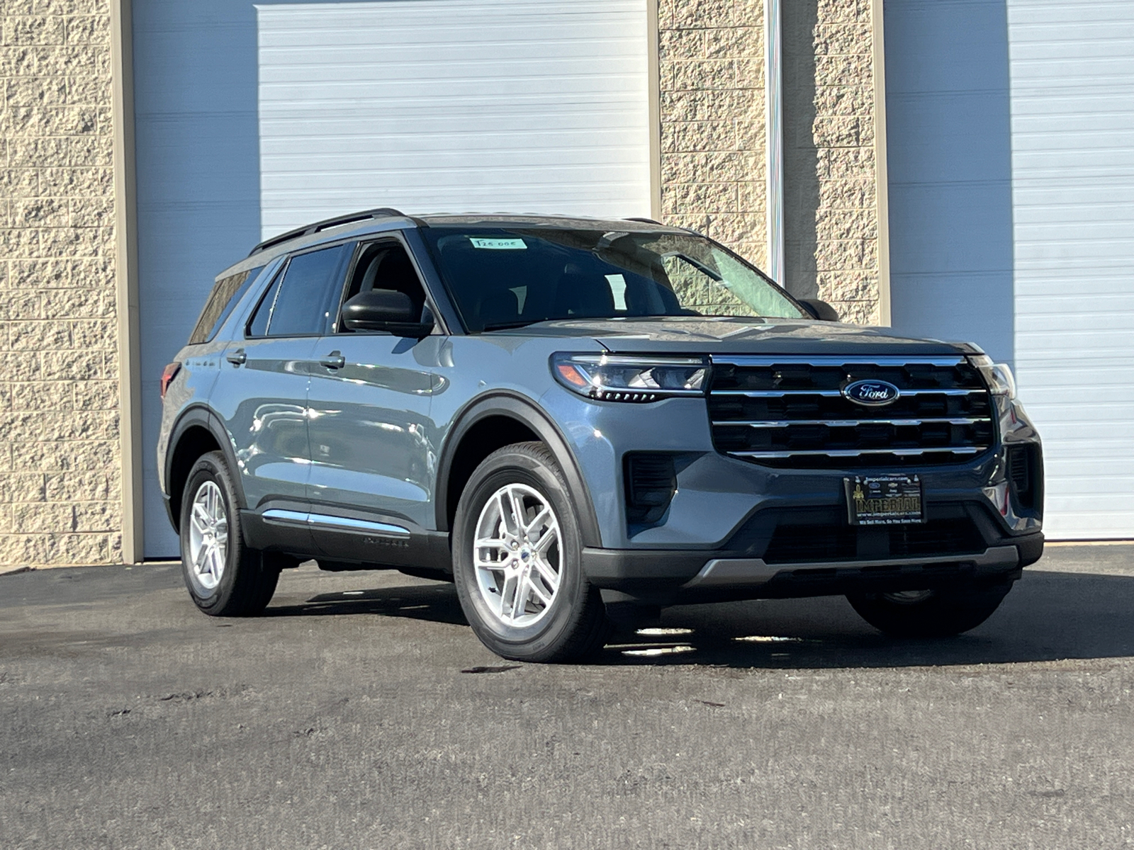 2025 Ford Explorer Active 2