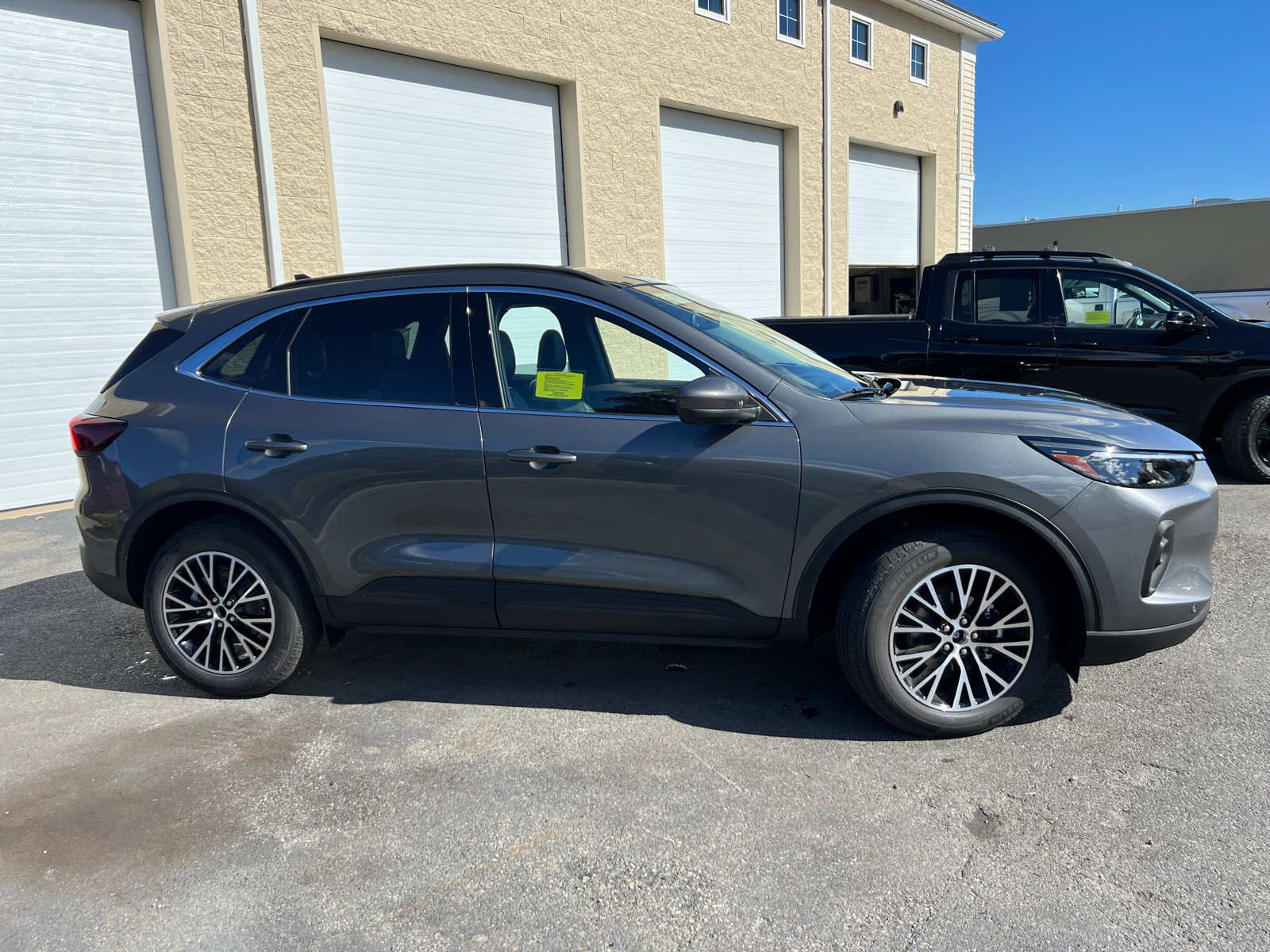 2025 Ford Escape Plug-In Hybrid 11