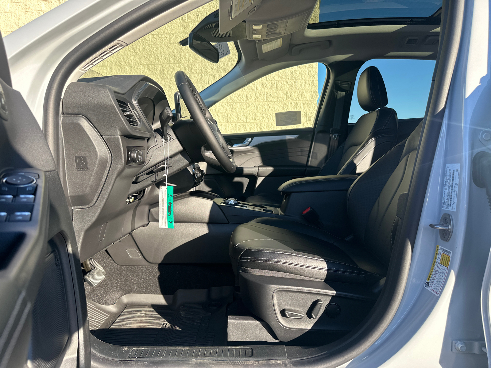 2025 Ford Escape Plug-In Hybrid 35