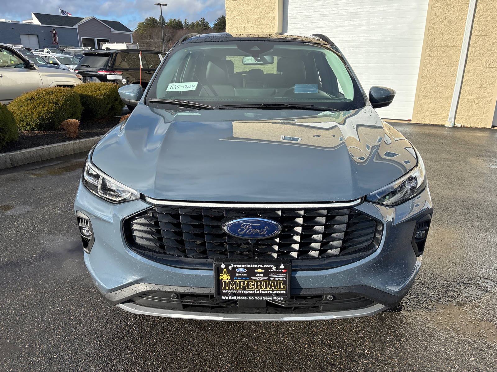 2025 Ford Escape Plug-In Hybrid Base 3