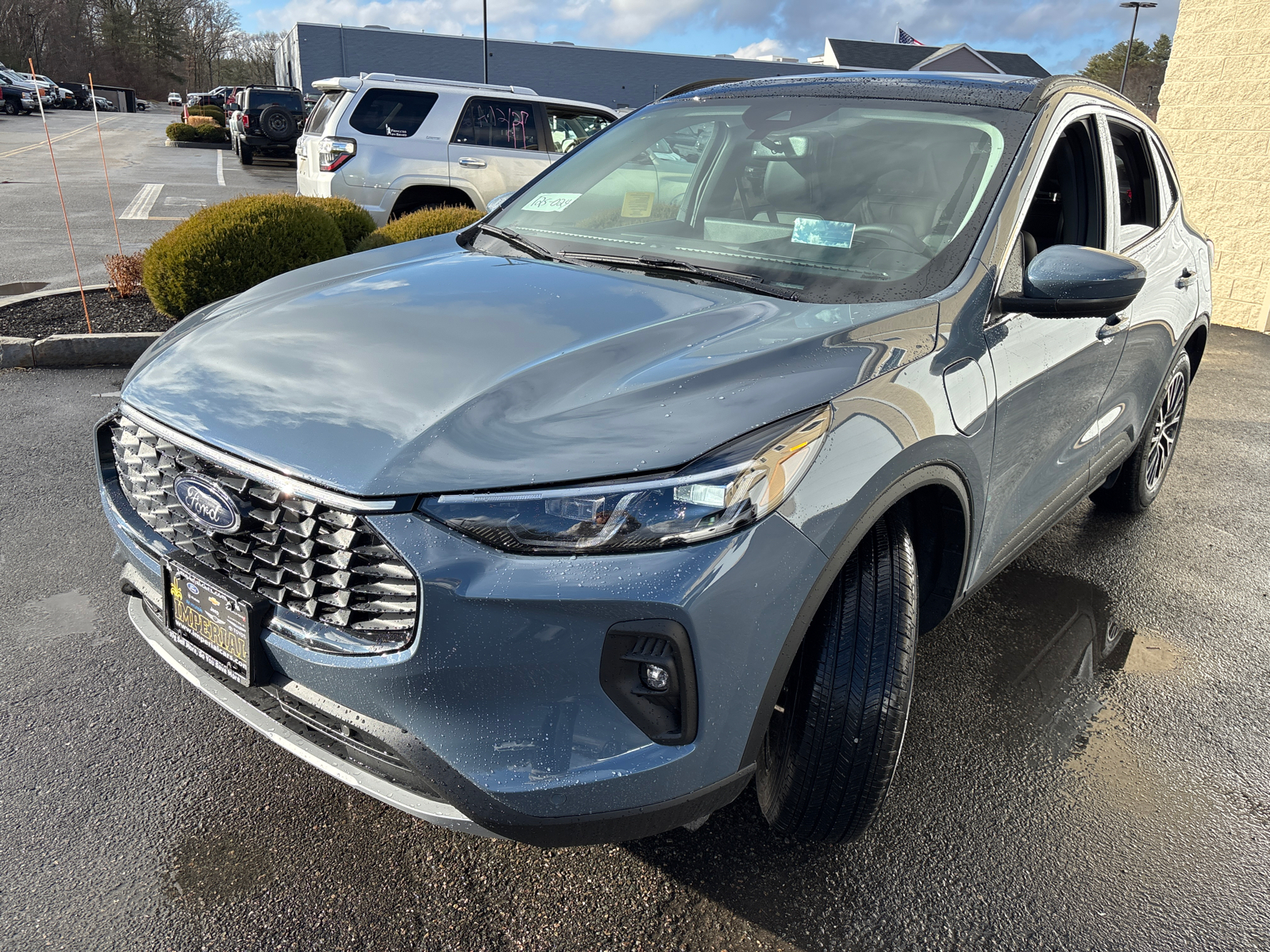 2025 Ford Escape Plug-In Hybrid Base 4