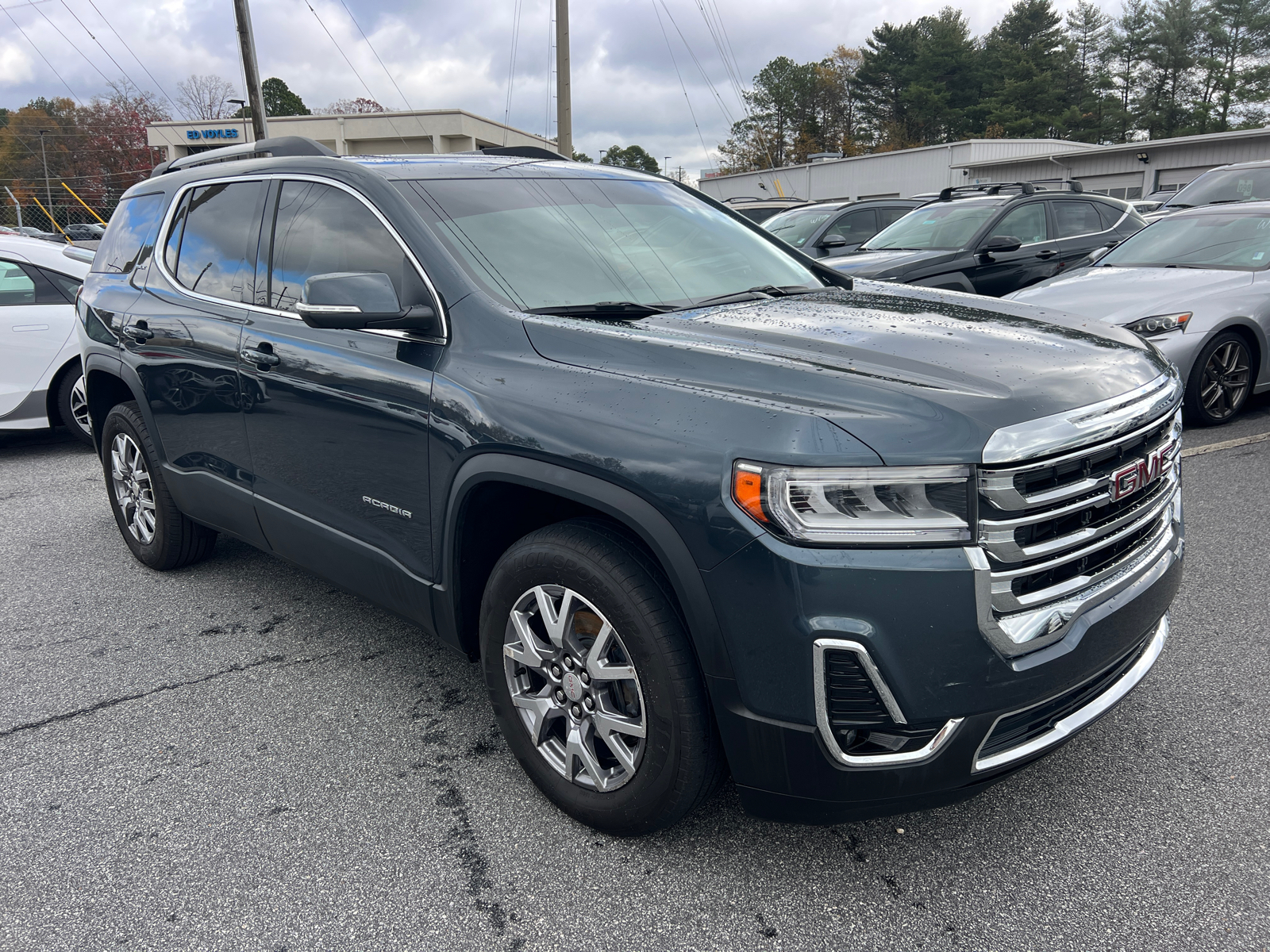 2020 GMC Acadia SLT 3