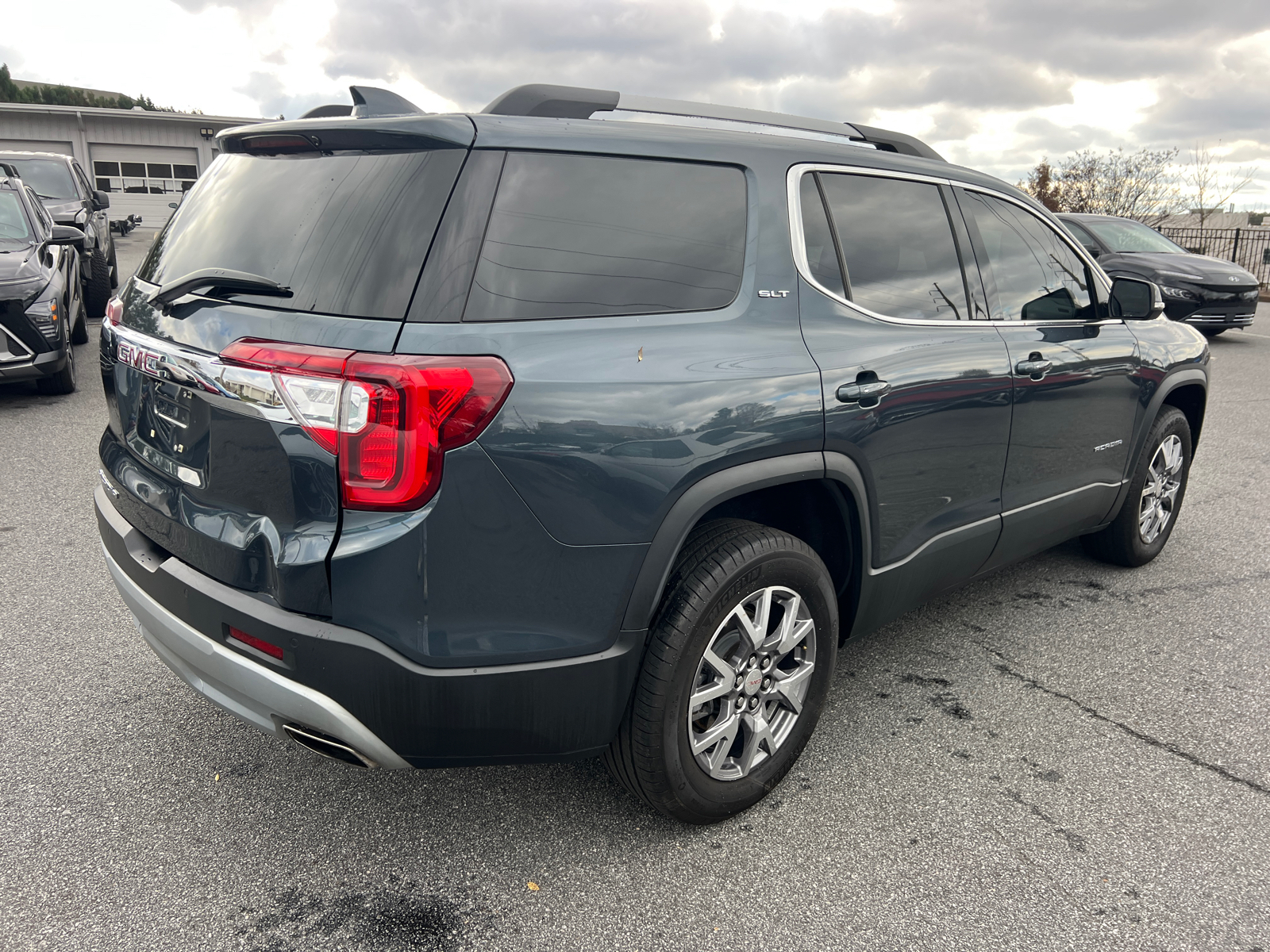 2020 GMC Acadia SLT 9