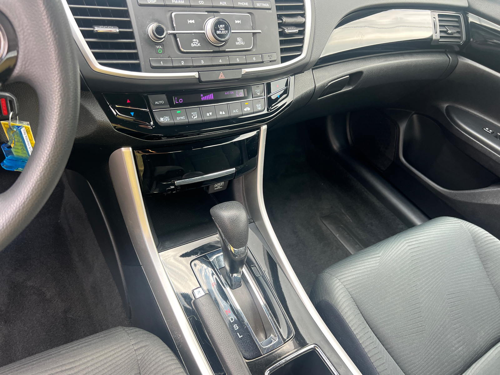 2016 Honda Accord Sedan LX 31