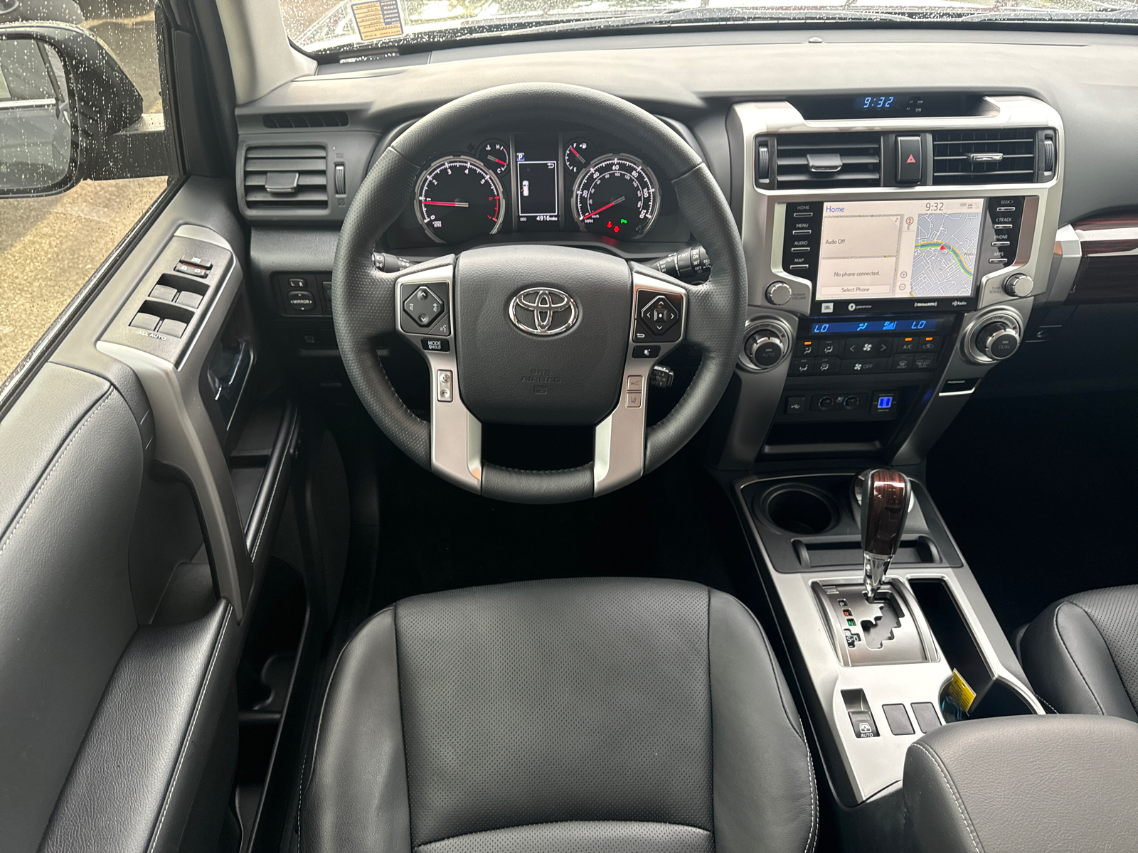 2024 Toyota 4Runner Limited 24