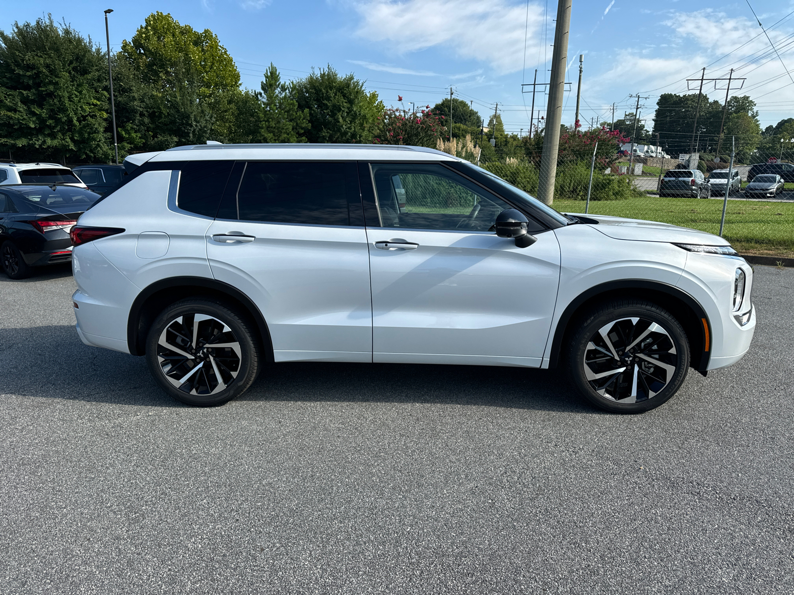 2024 Mitsubishi Outlander SEL Black Edition 9