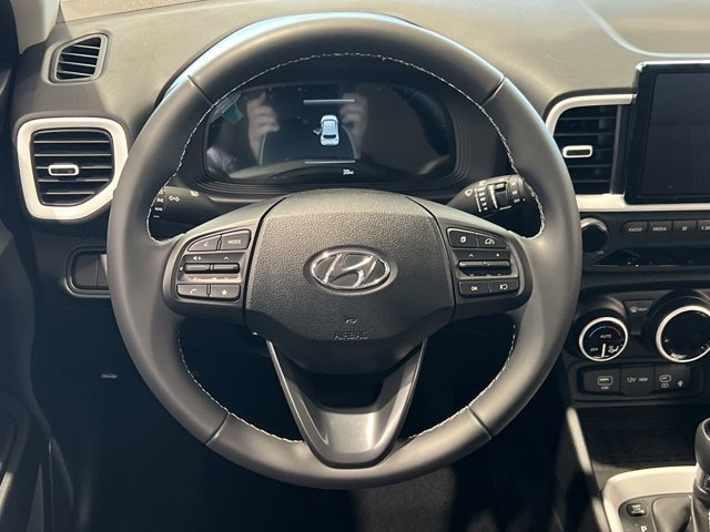 2024 Hyundai Venue Limited 16