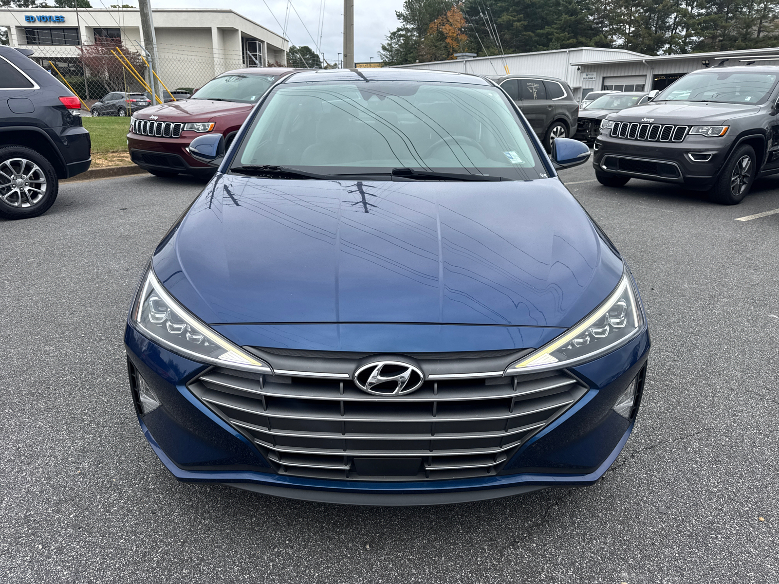 2020 Hyundai Elantra Limited 3