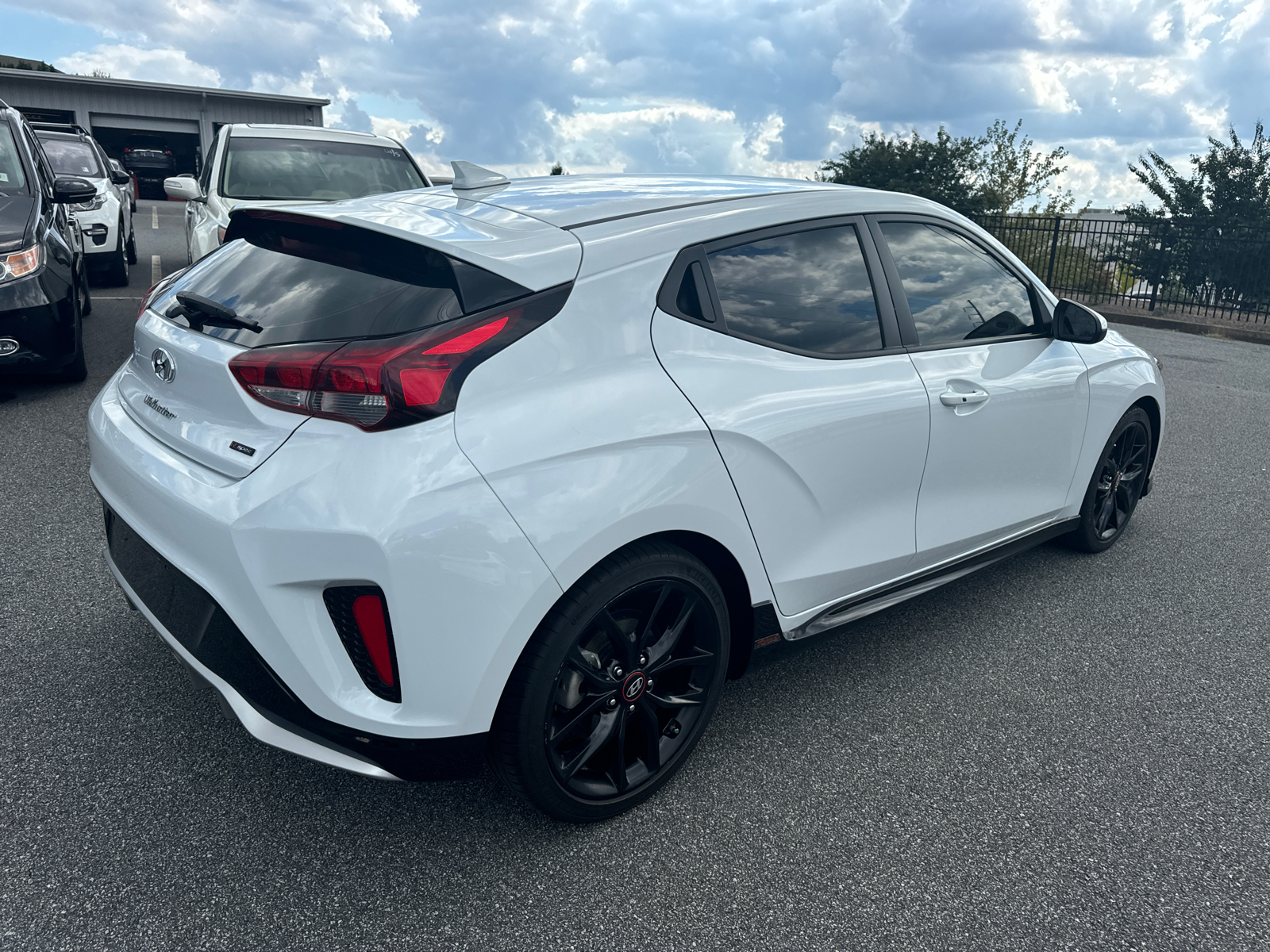 2021 Hyundai Veloster Turbo R-Spec 8