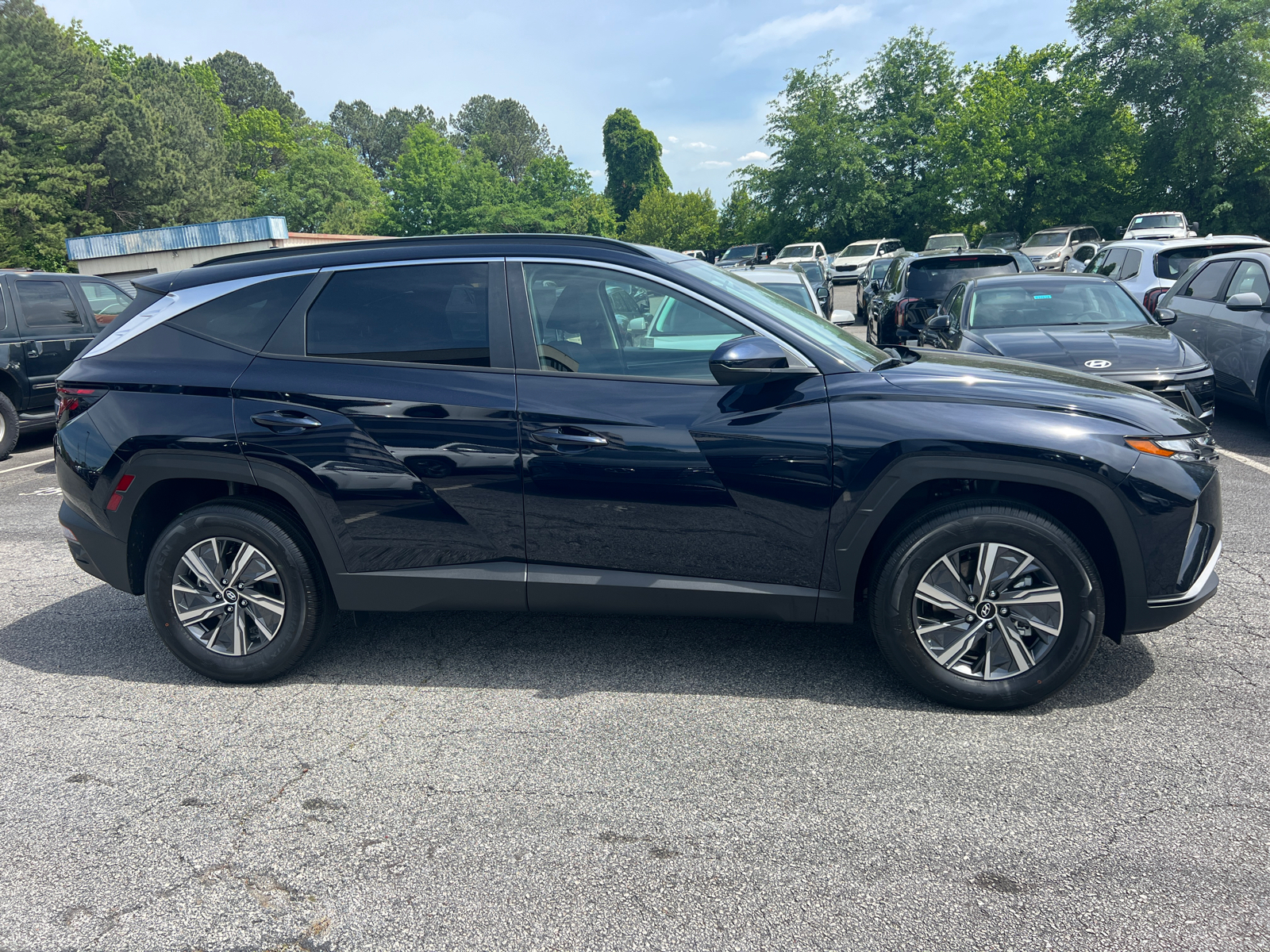 2024 Hyundai Tucson Hybrid Blue 9