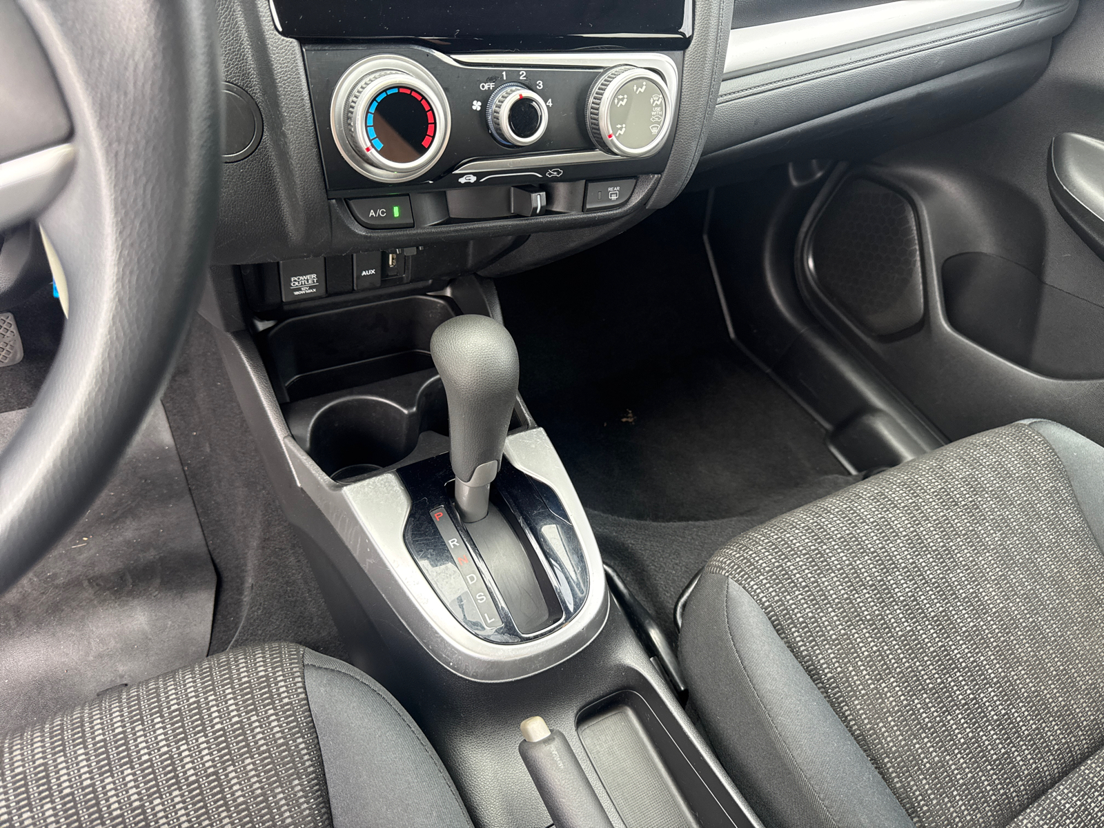 2016 Honda Fit LX 31