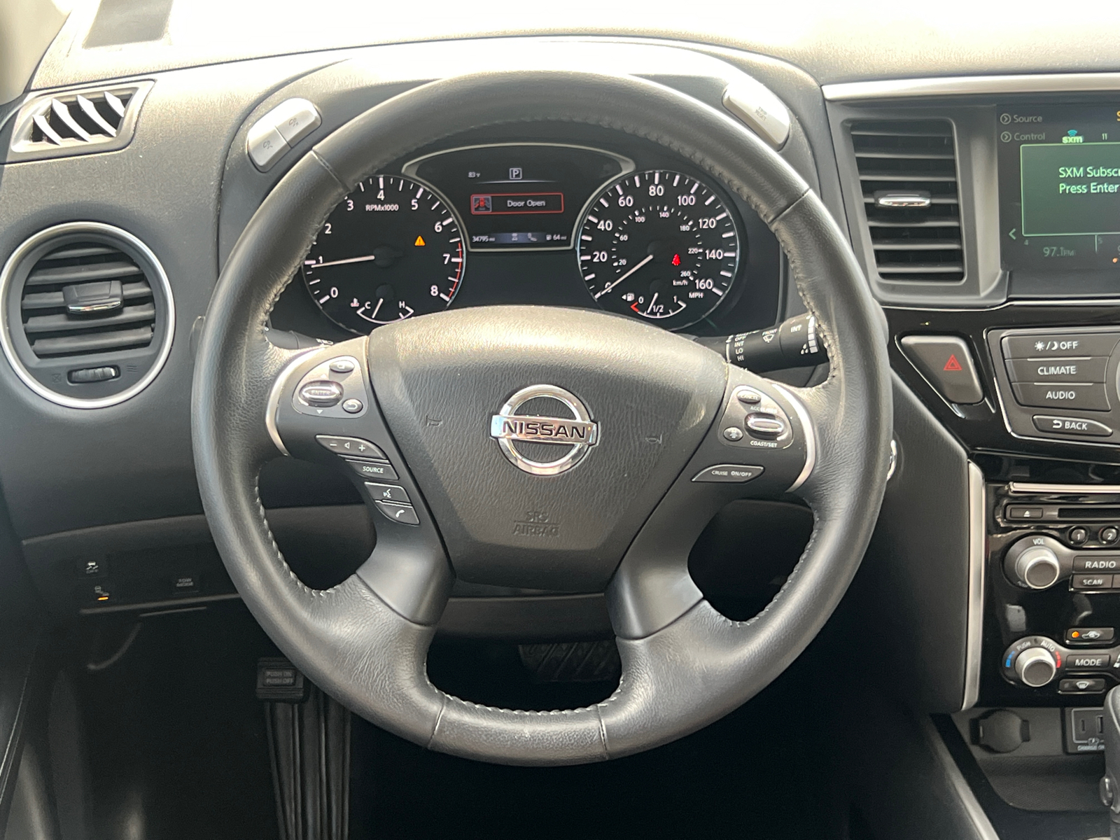 2020 Nissan Pathfinder SV 25