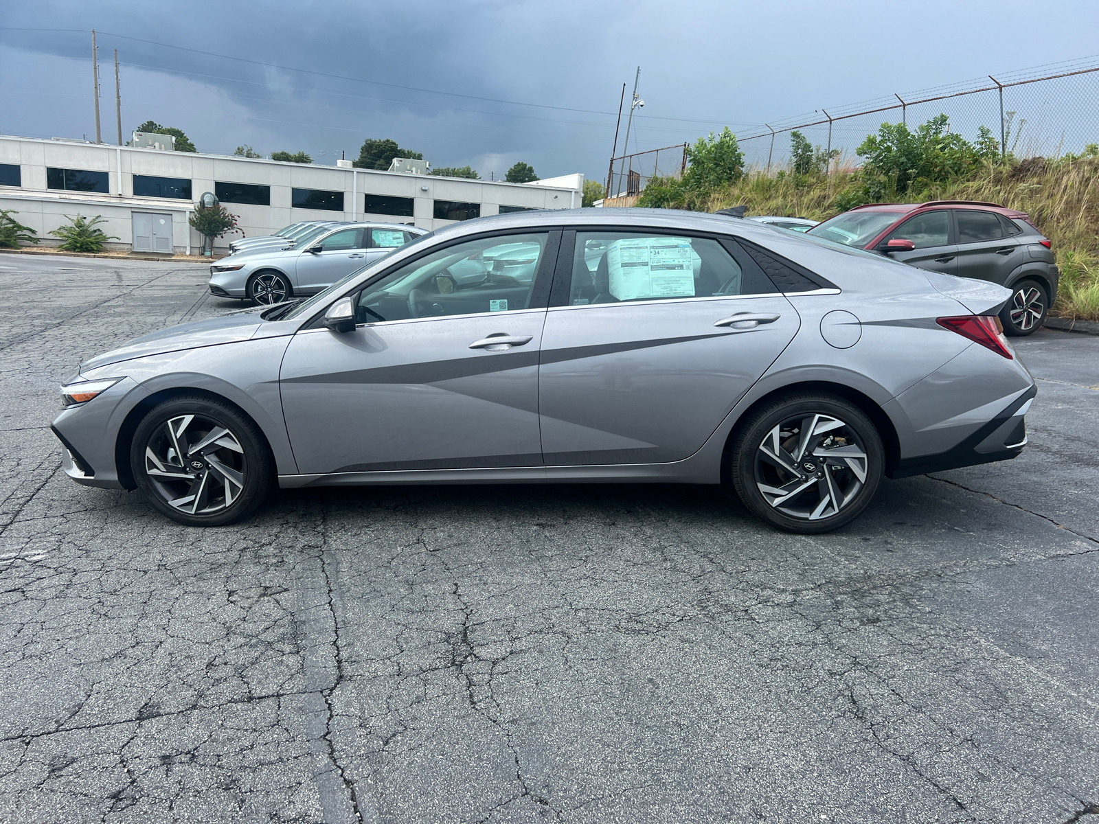 2024 Hyundai Elantra Limited 5