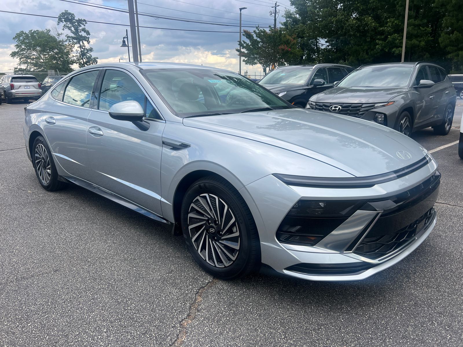 2024 Hyundai Sonata Hybrid SEL 2