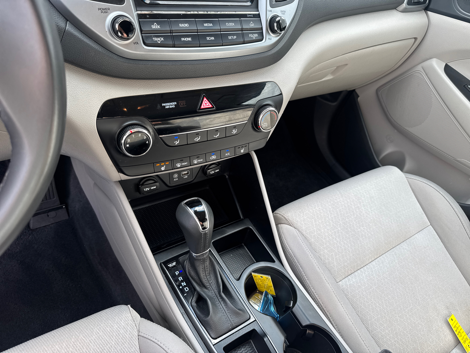 2016 Hyundai Tucson Sport 30