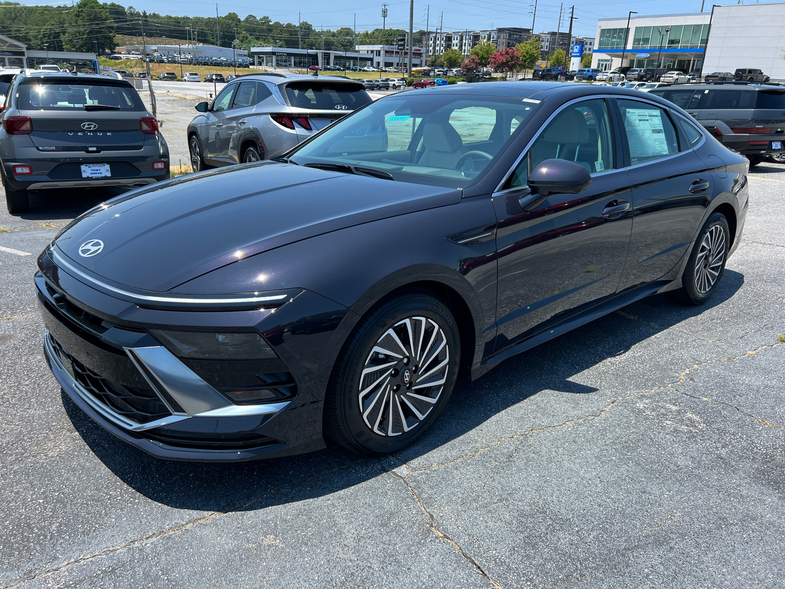 2024 Hyundai Sonata Hybrid Limited 4