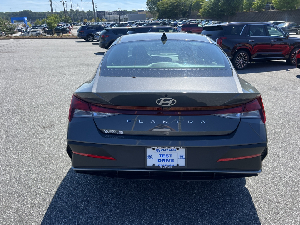 2024 Hyundai Elantra SEL 7