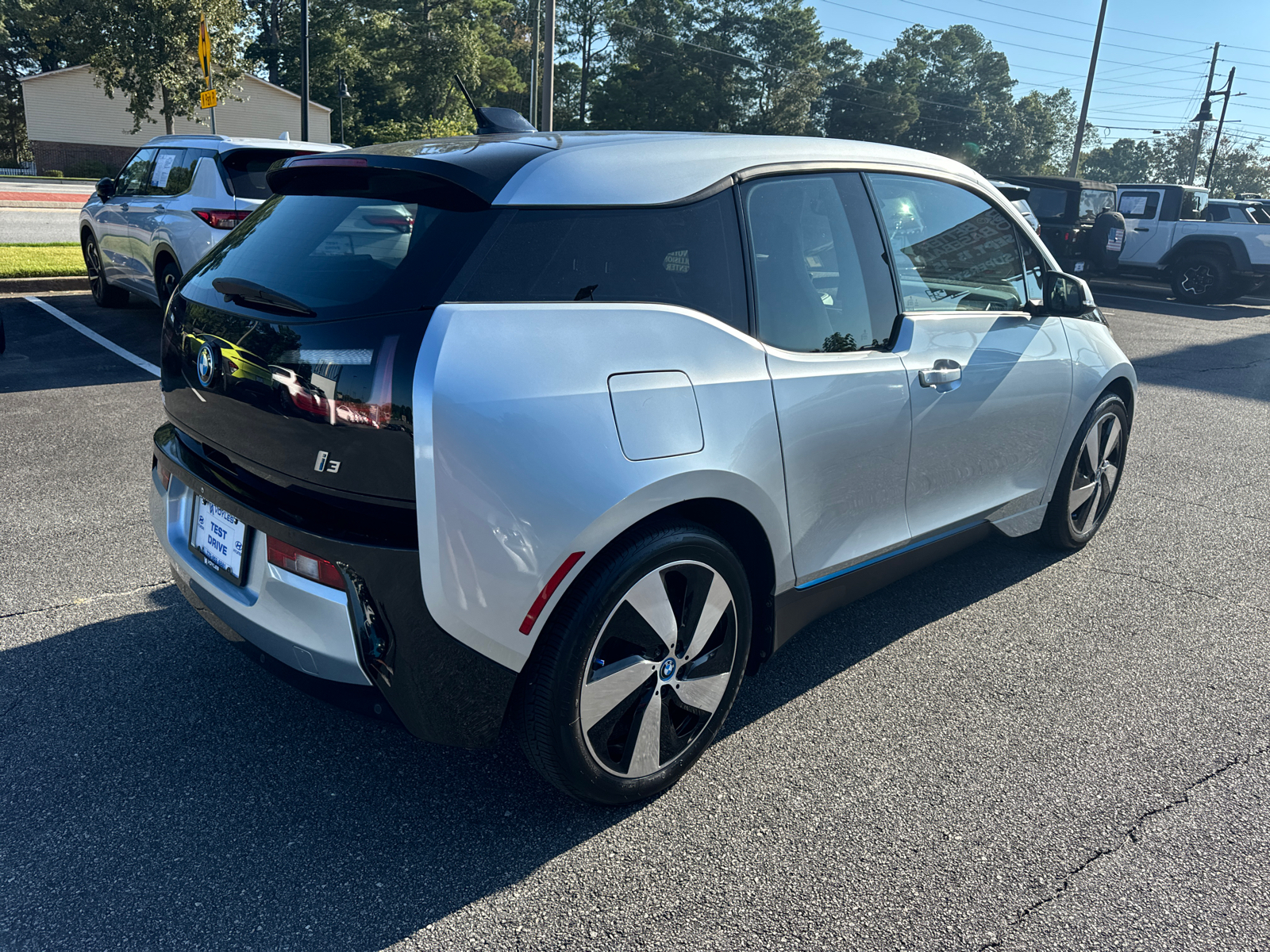 2014 BMW i3 Base 8