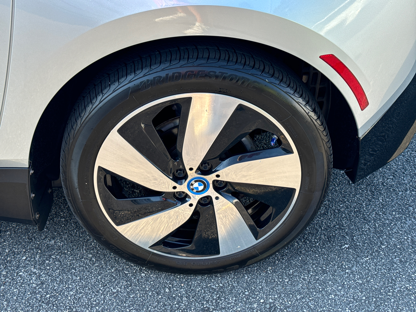 2014 BMW i3 Base 20