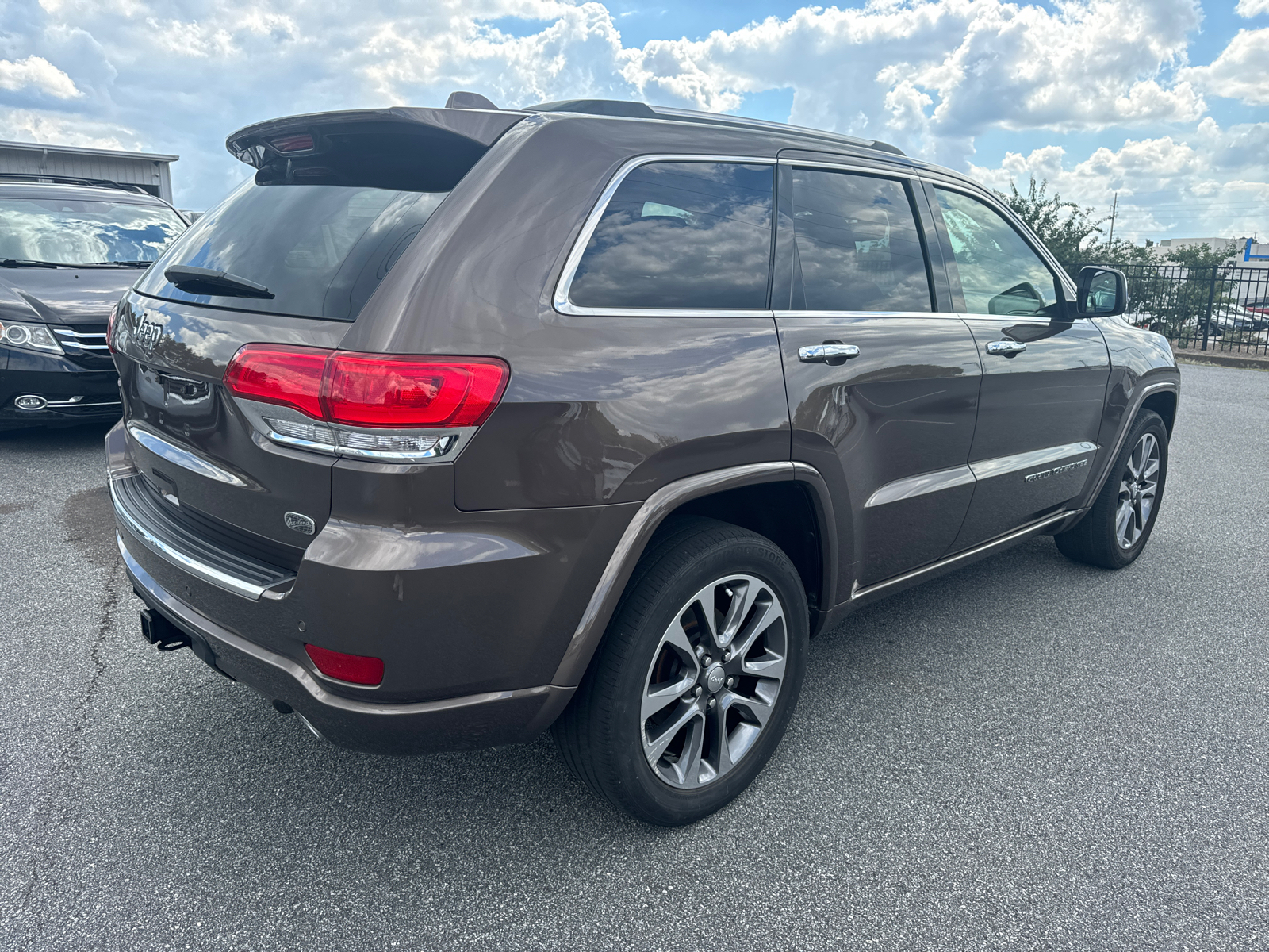 2018 Jeep Grand Cherokee Overland 8