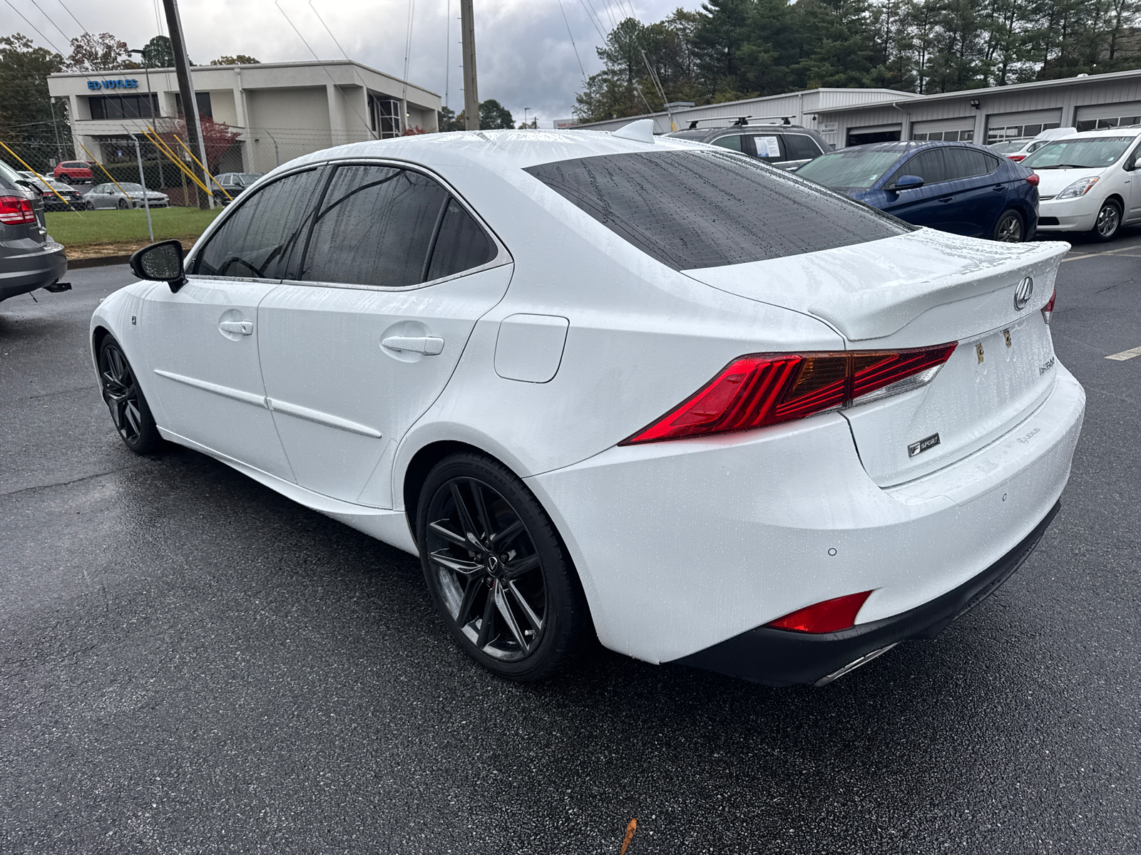 2019 Lexus IS 300 6