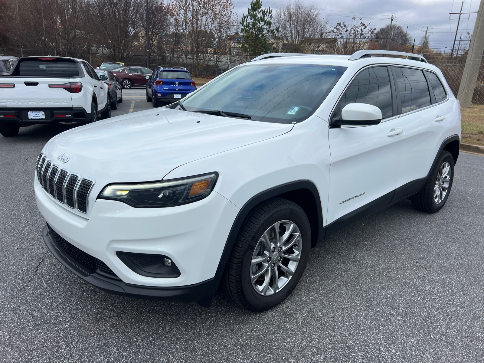 2019 Jeep Cherokee Latitude Plus 4