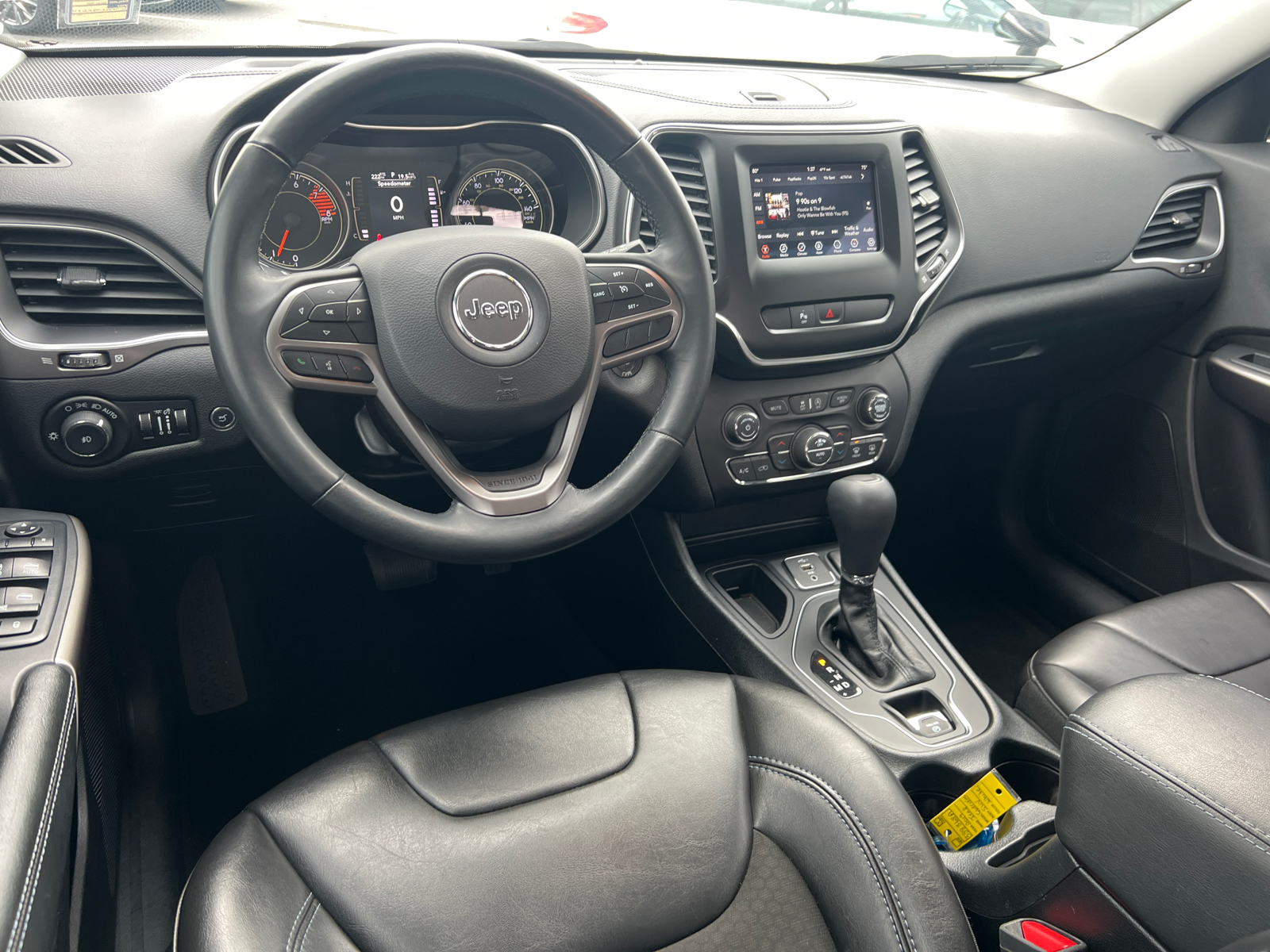 2019 Jeep Cherokee Latitude Plus 23