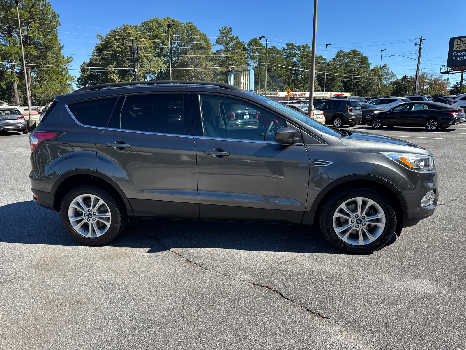 2017 Ford Escape SE 9