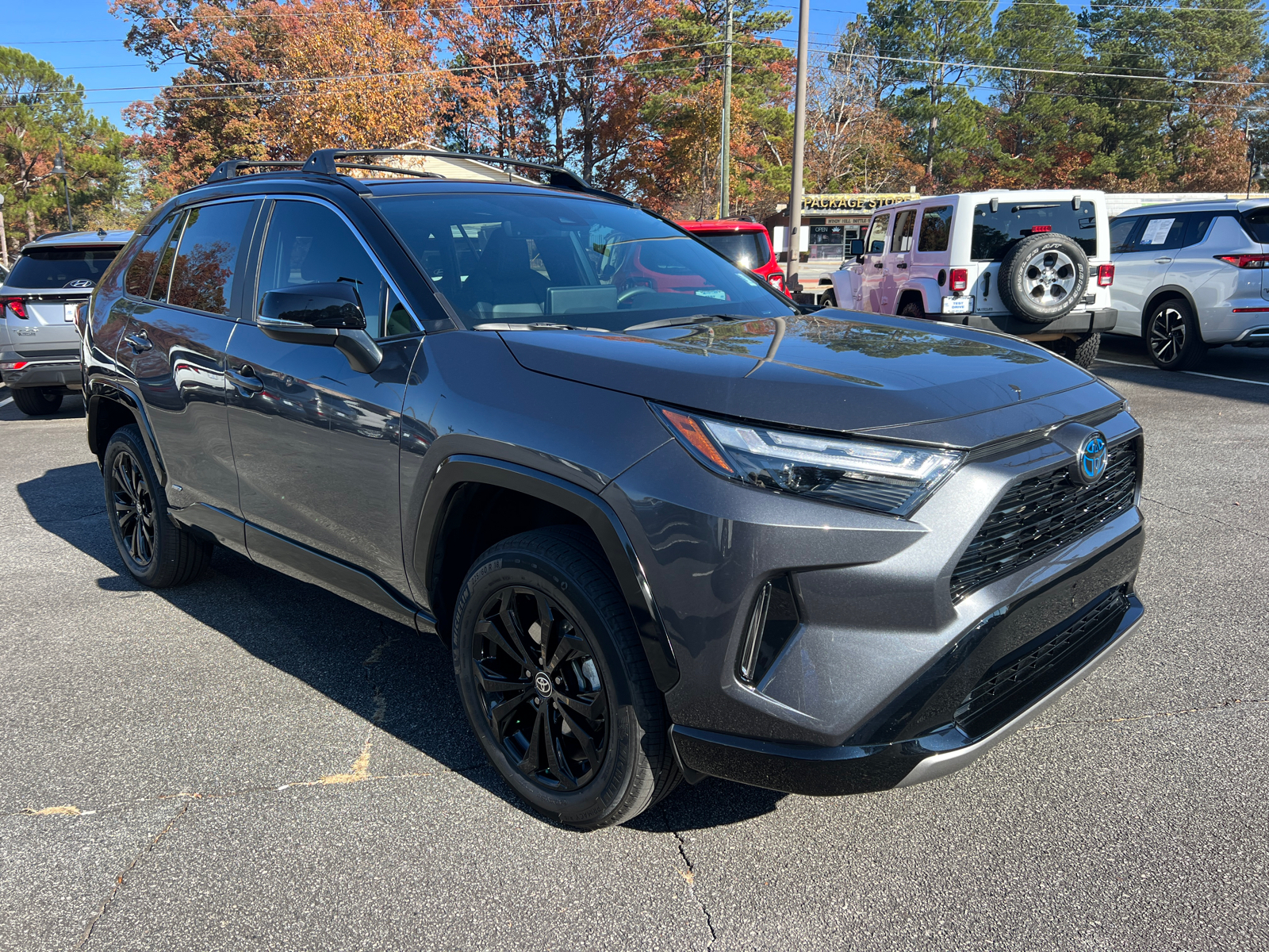 2023 Toyota RAV4 Hybrid XSE 2