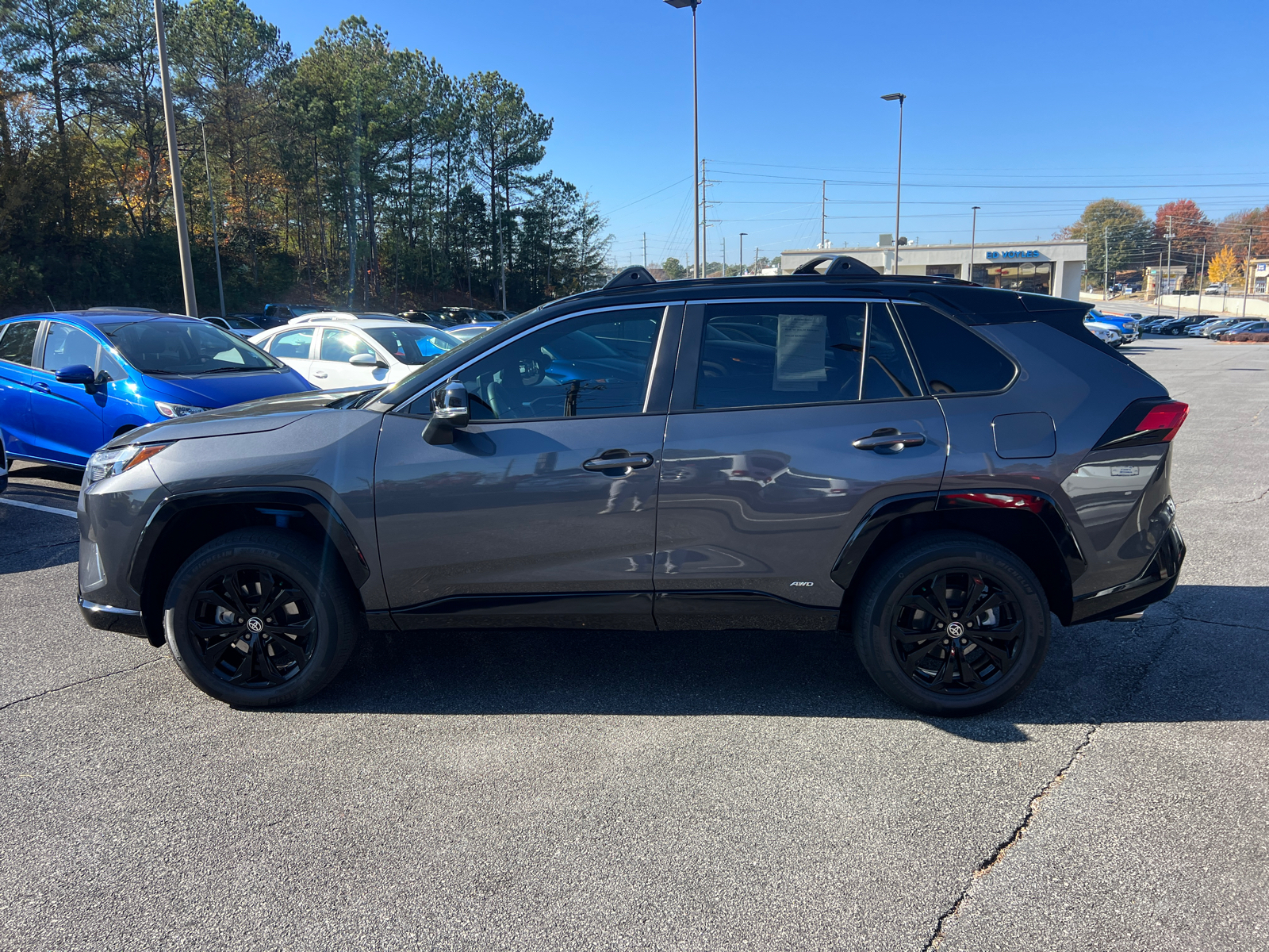 2023 Toyota RAV4 Hybrid XSE 5