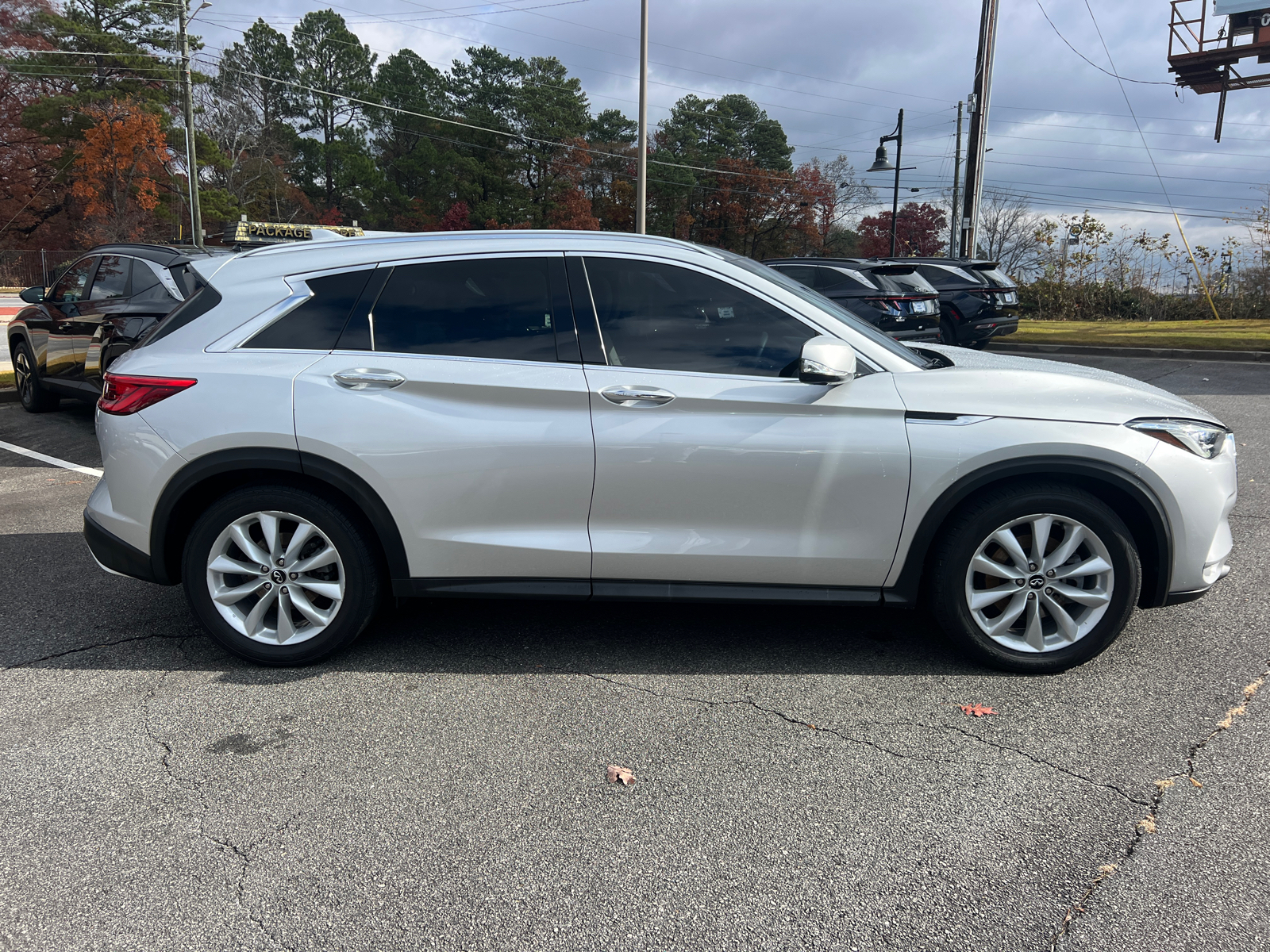 2019 INFINITI QX50 ESSENTIAL 9