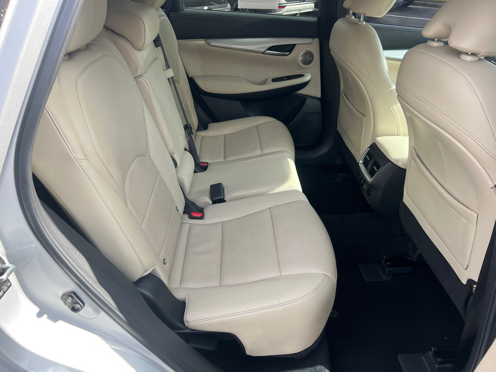 2019 INFINITI QX50 ESSENTIAL 16