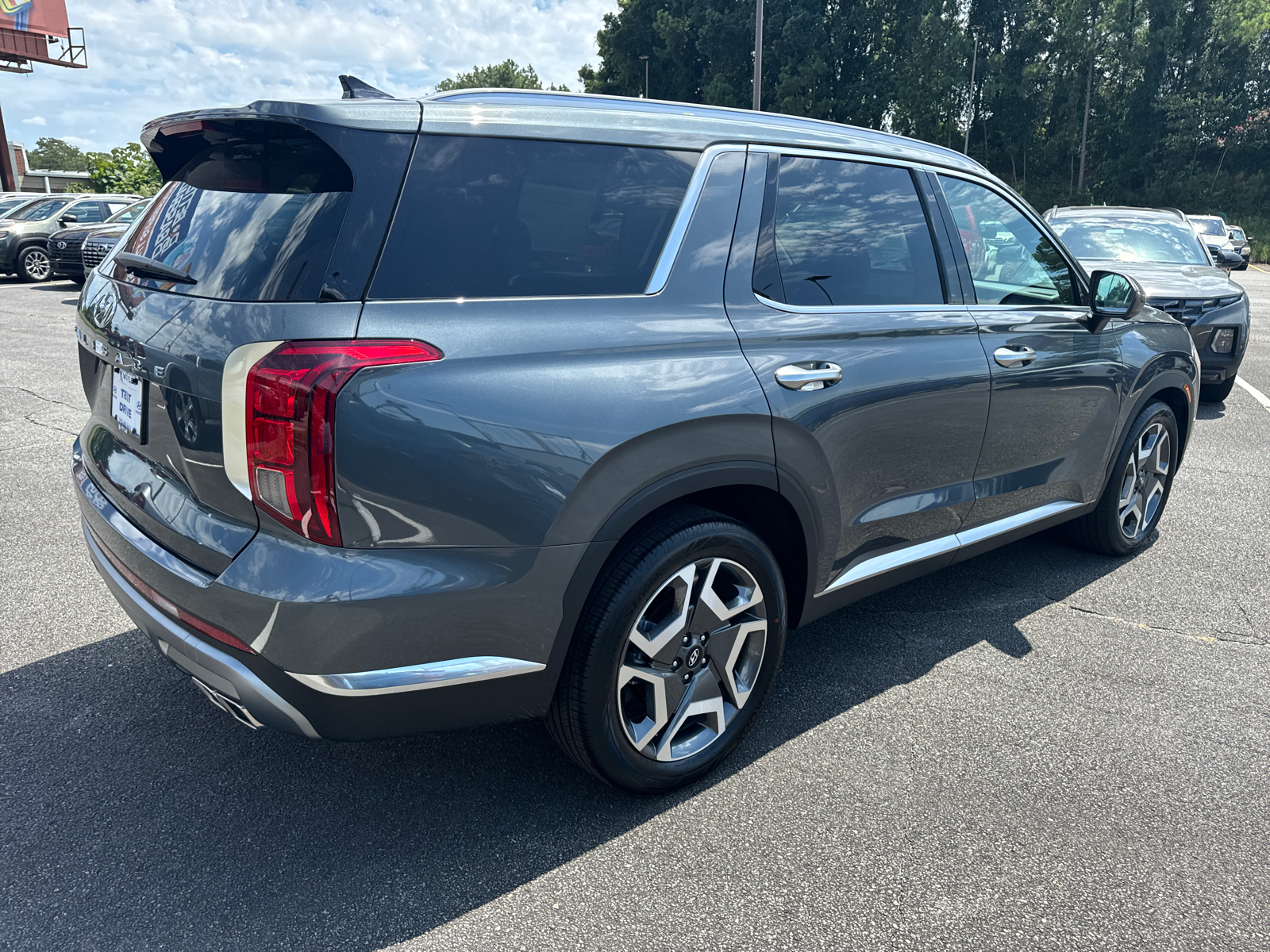 2025 Hyundai Palisade Limited 8