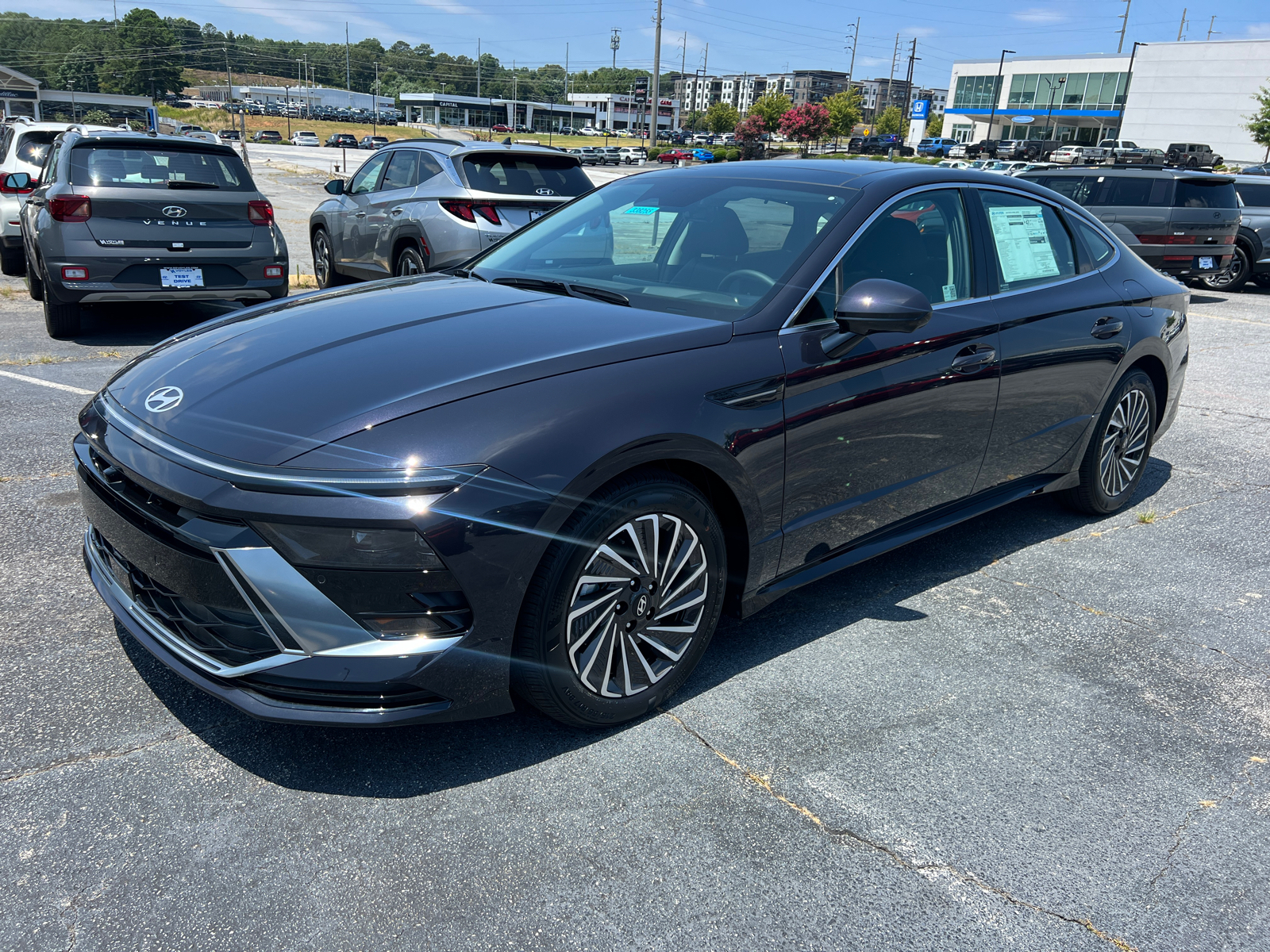 2024 Hyundai Sonata Hybrid Limited 4