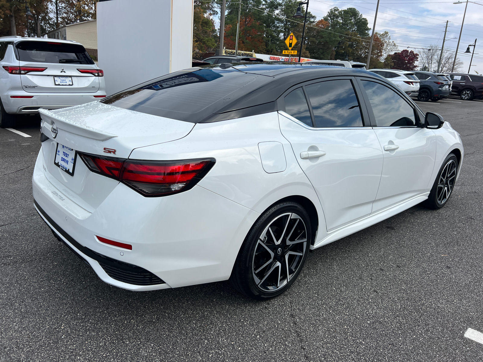 2024 Nissan Sentra SR 8