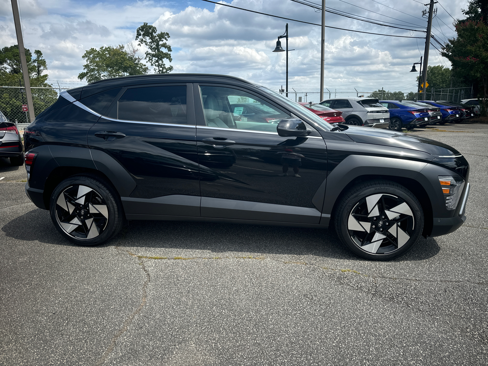 2025 Hyundai Kona Limited 9