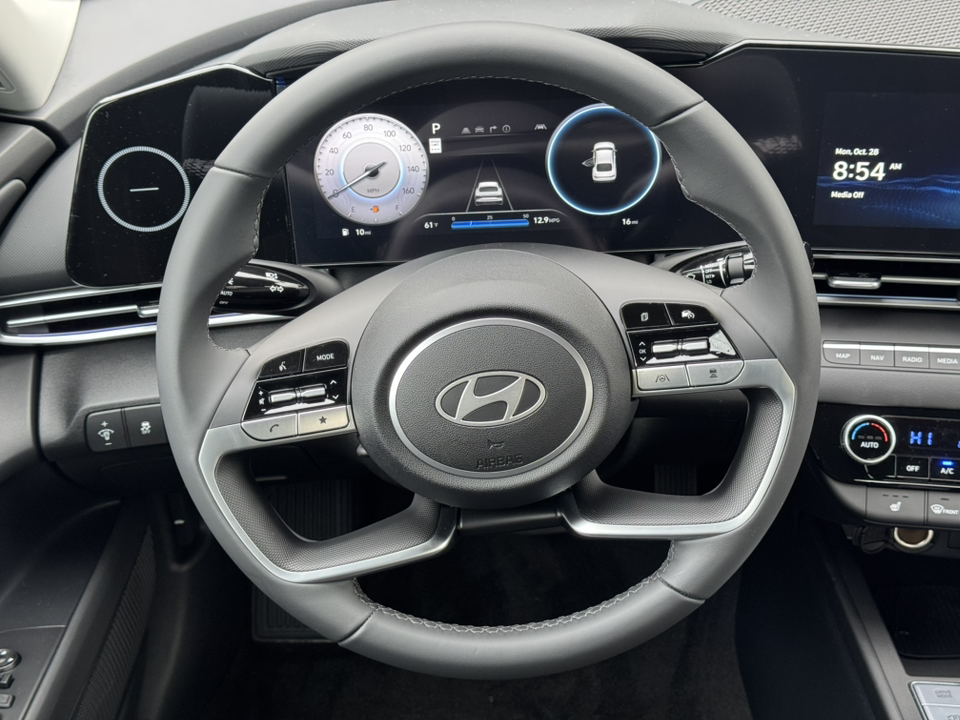 2025 Hyundai Elantra SEL Convenience 17