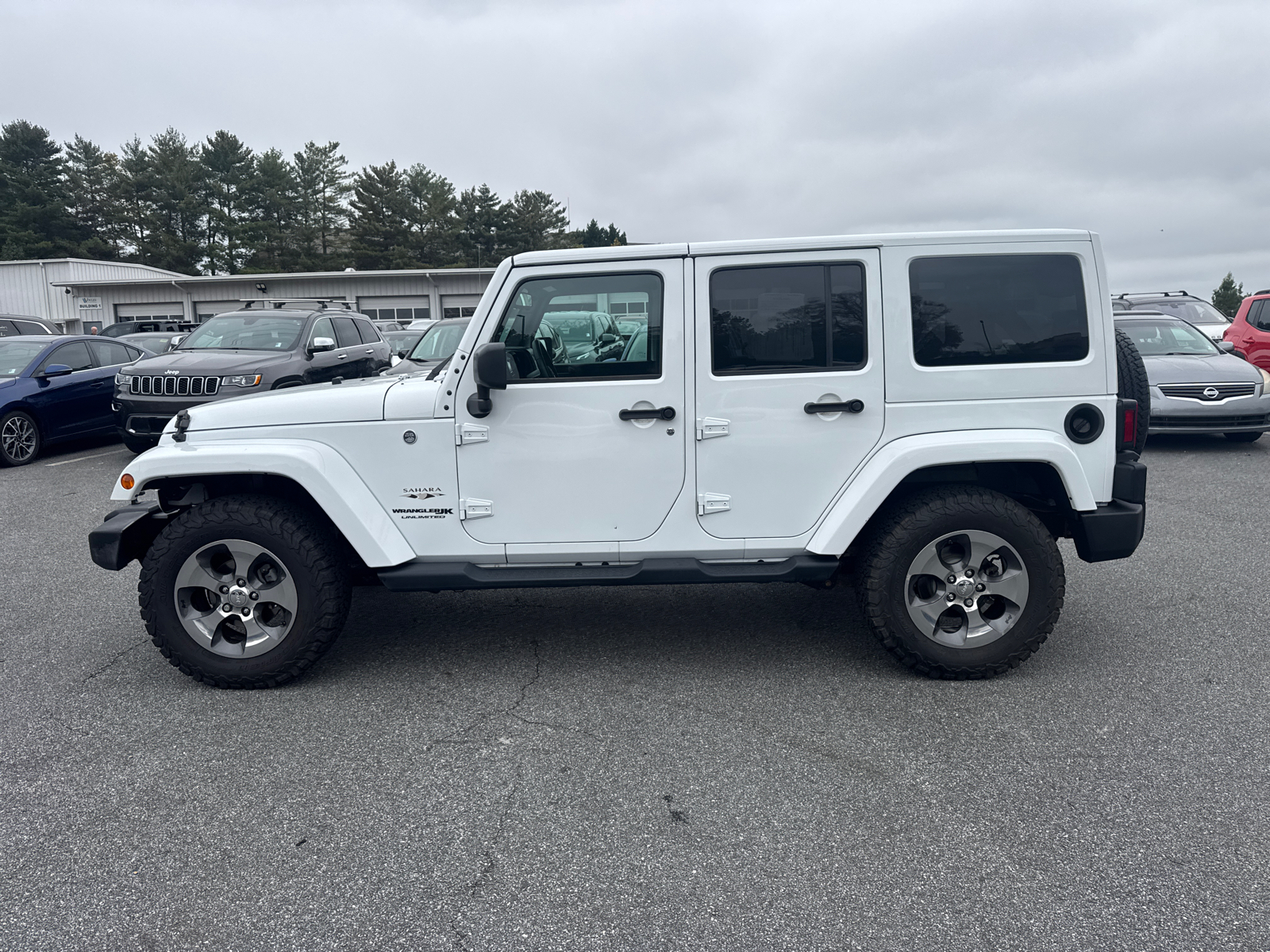 2018 Jeep Wrangler JK Unlimited Sahara 5