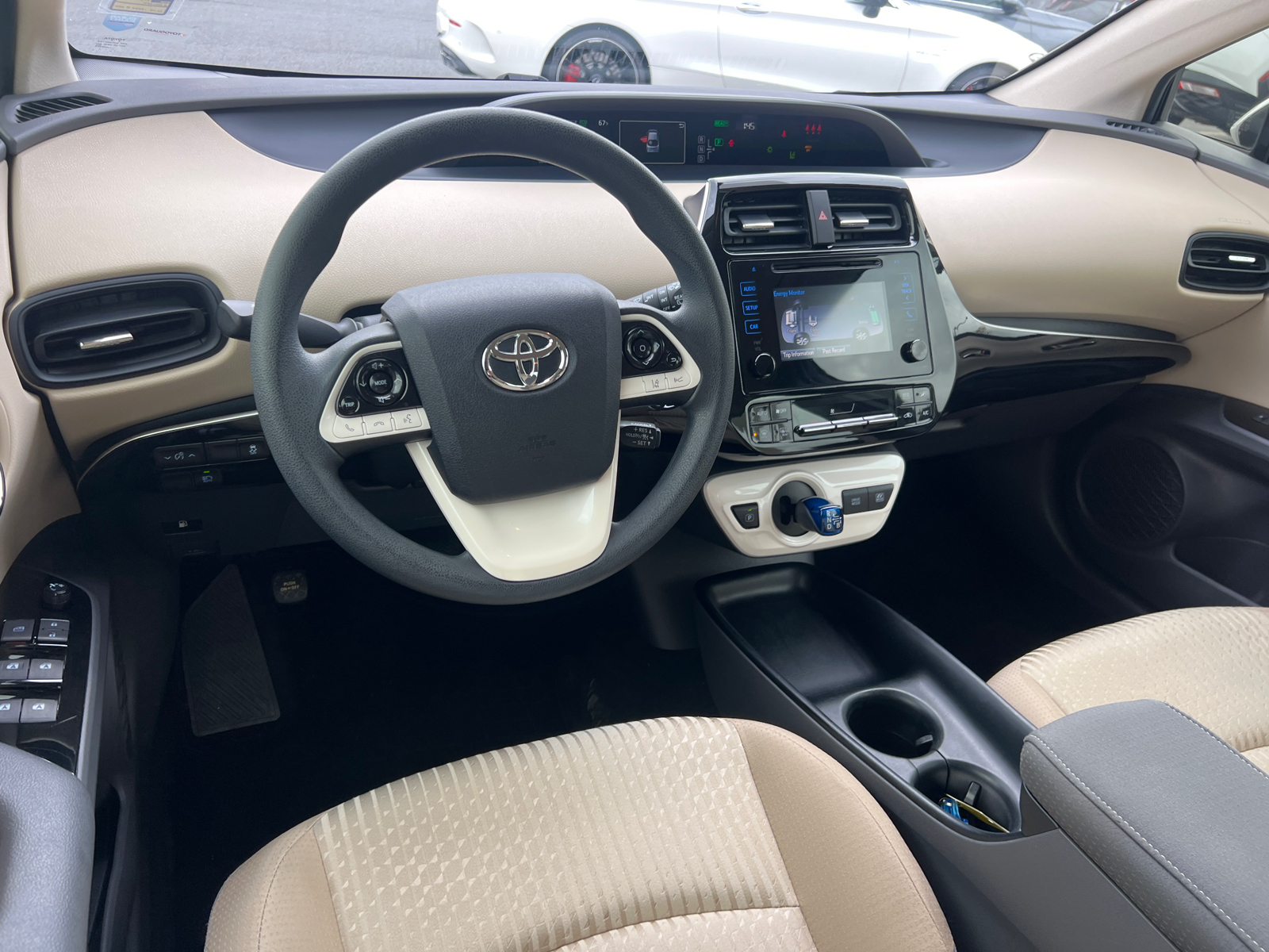 2017 Toyota Prius Two 23