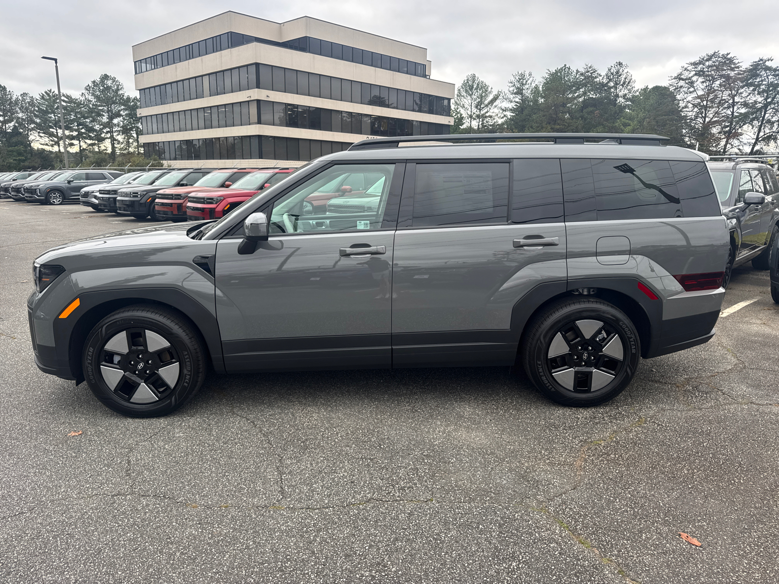 2025 Hyundai Santa Fe Hybrid SEL 5