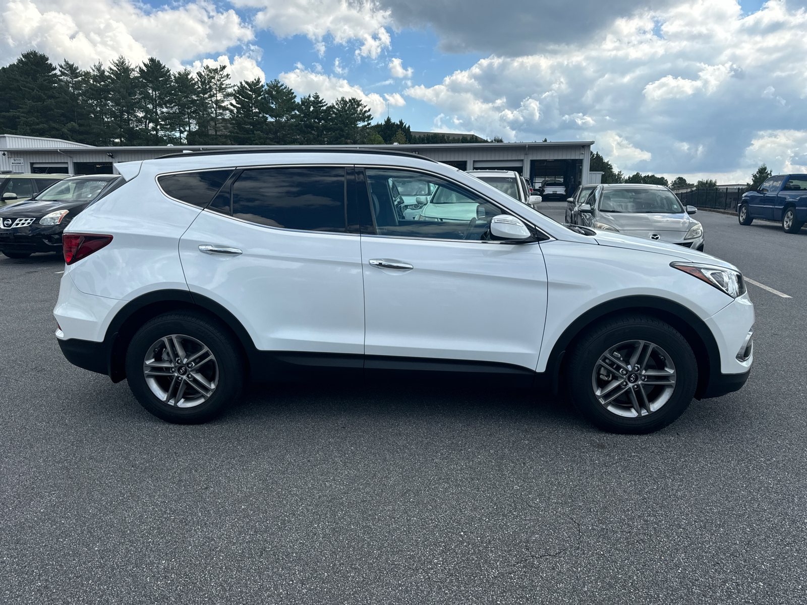 2017 Hyundai Santa Fe Sport 2.4L 9