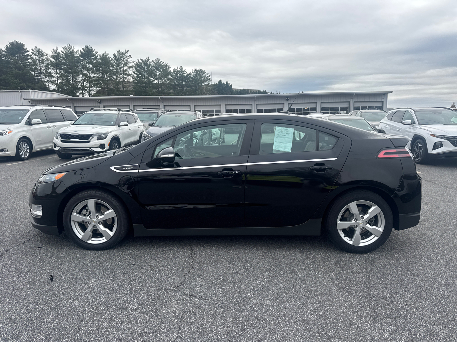 2012 Chevrolet Volt Base 6