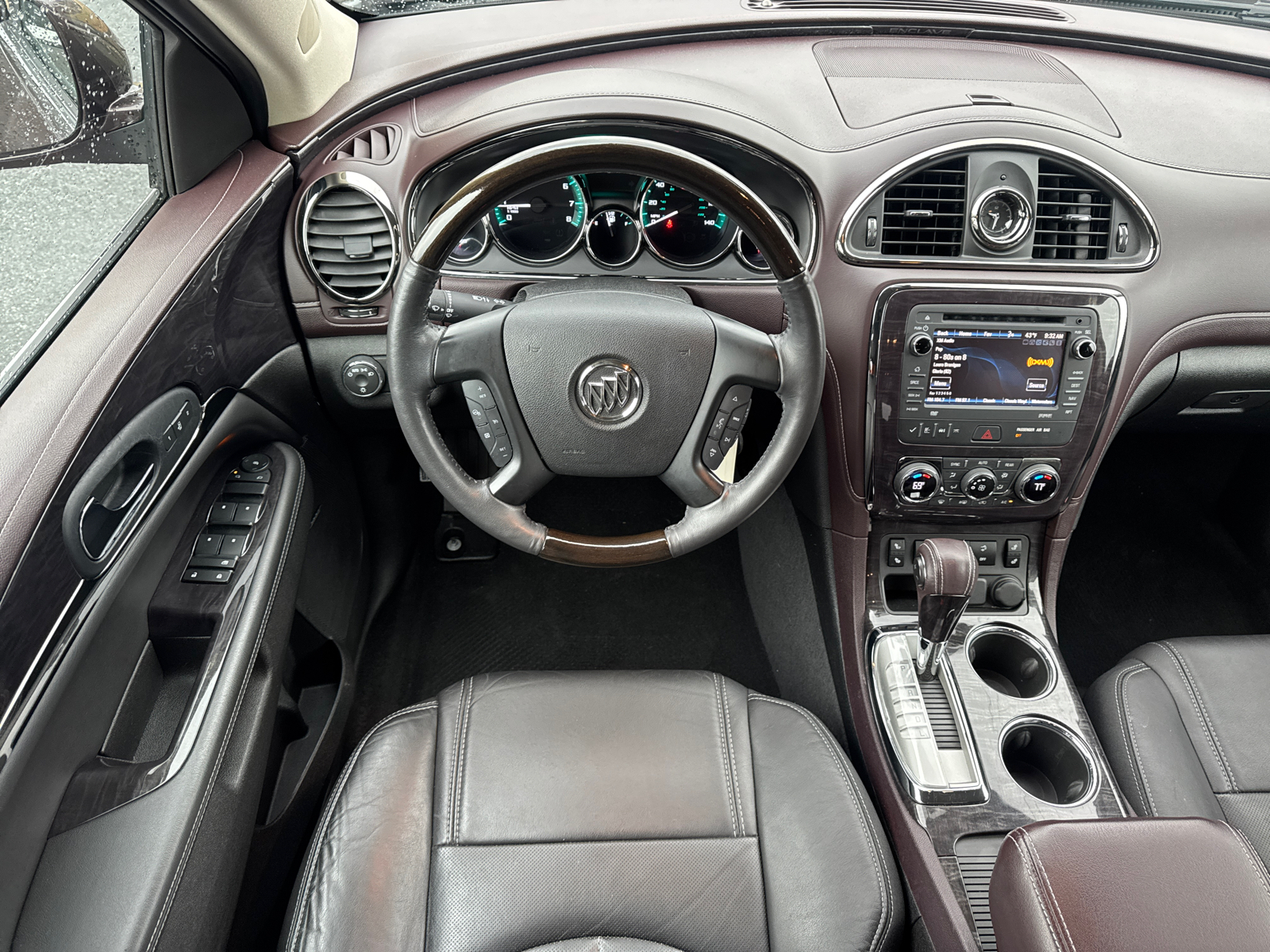 2015 Buick Enclave Leather 25