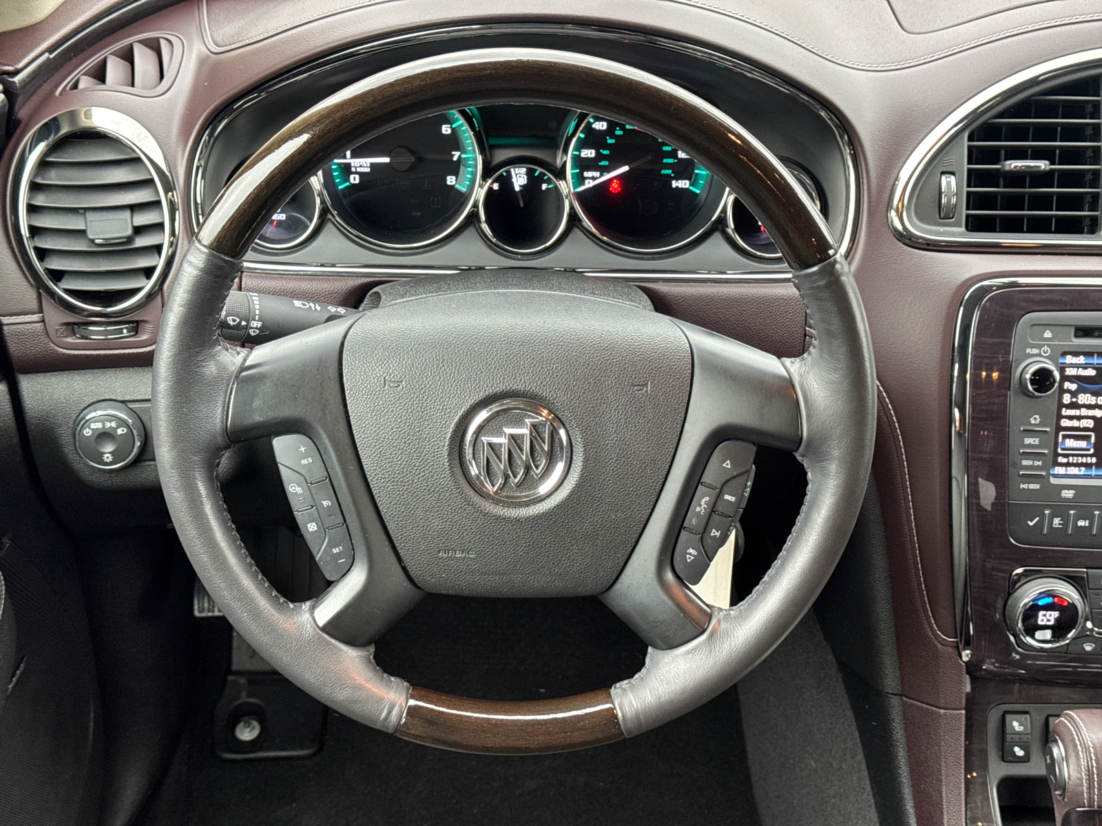 2015 Buick Enclave Leather 26