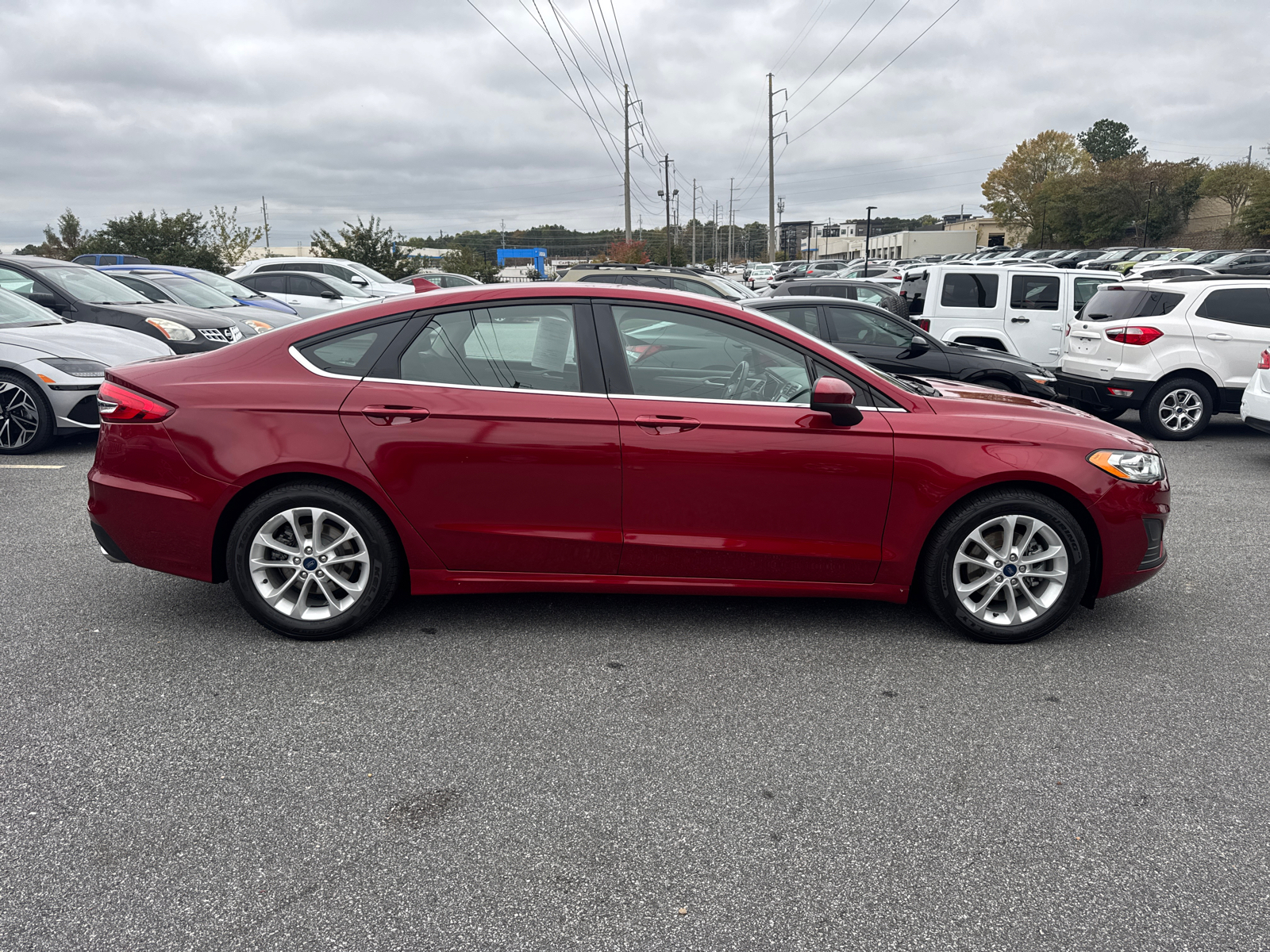 2019 Ford Fusion SE 9