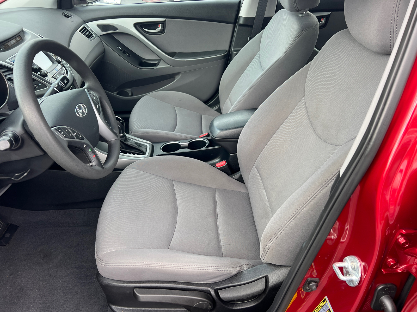 2015 Hyundai Elantra SE 10